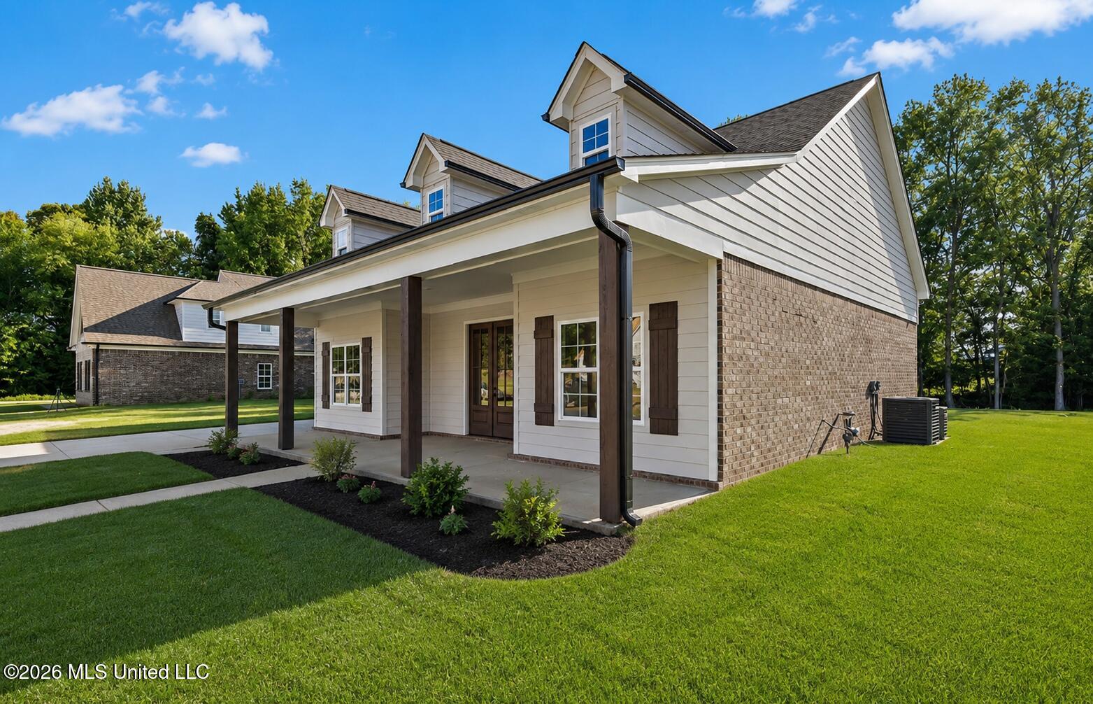 5559 Shiloh Lane Property Photo 3
