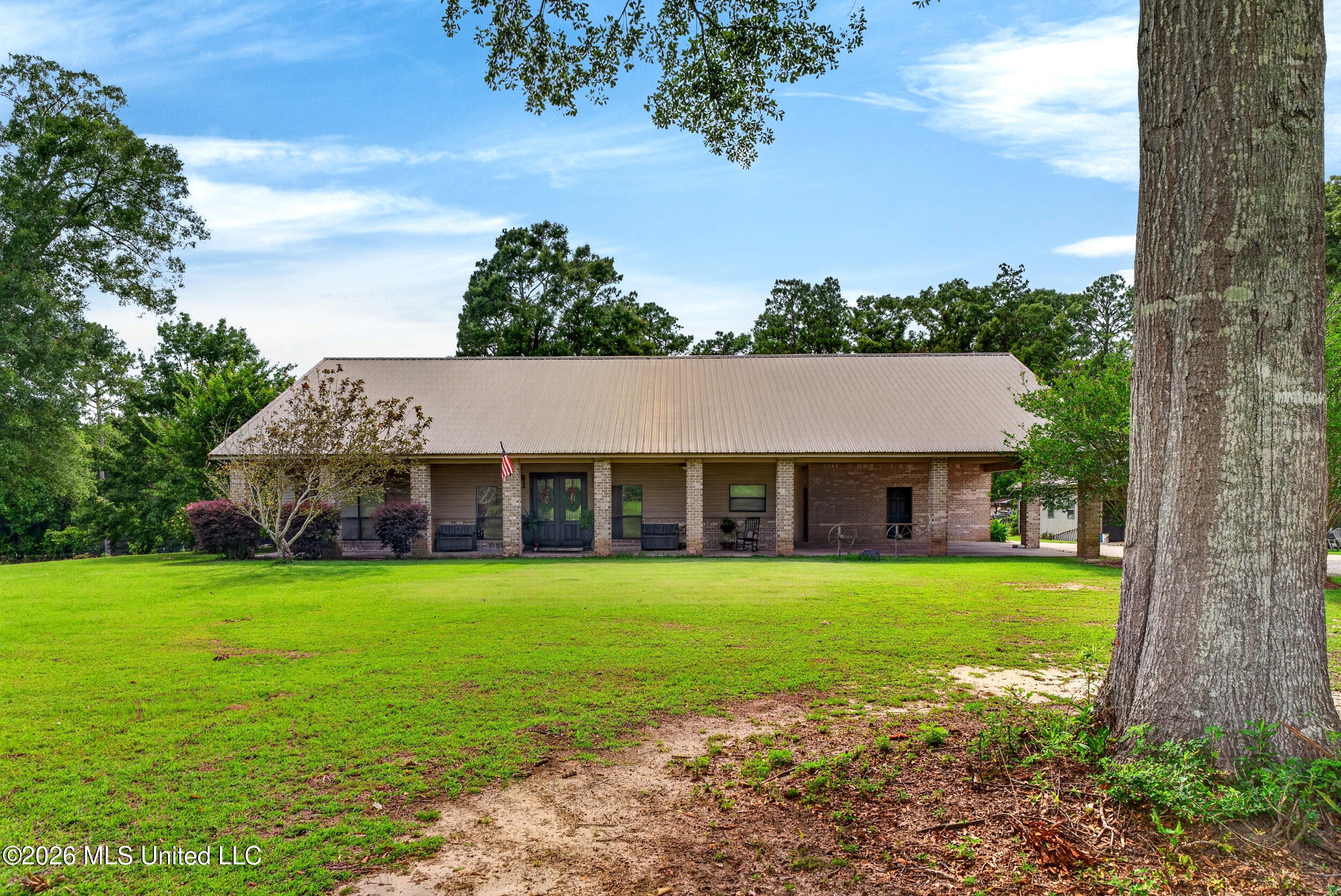 143 Balmoral Drive Property Photo 4