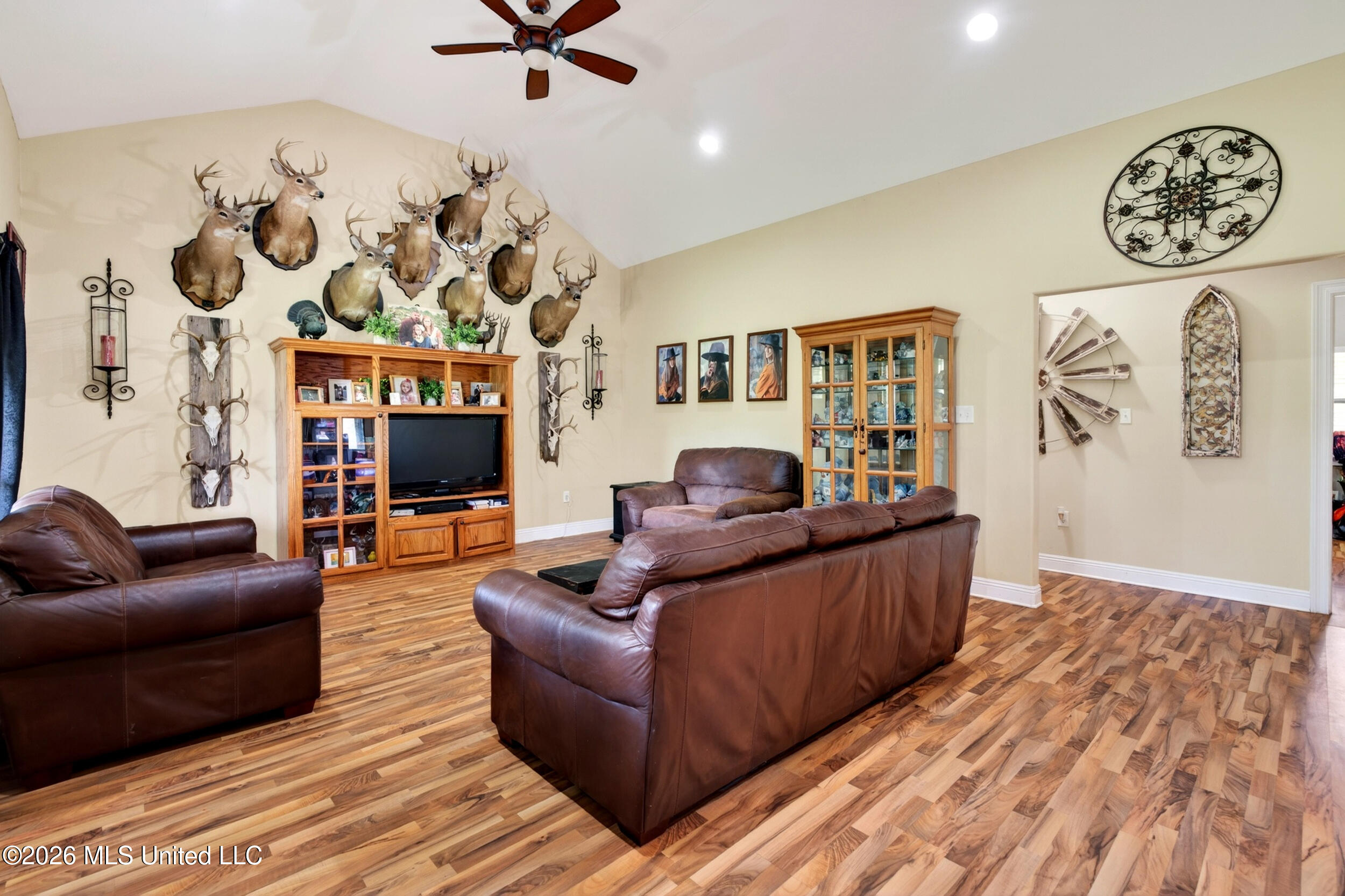 143 Balmoral Drive Property Photo 12
