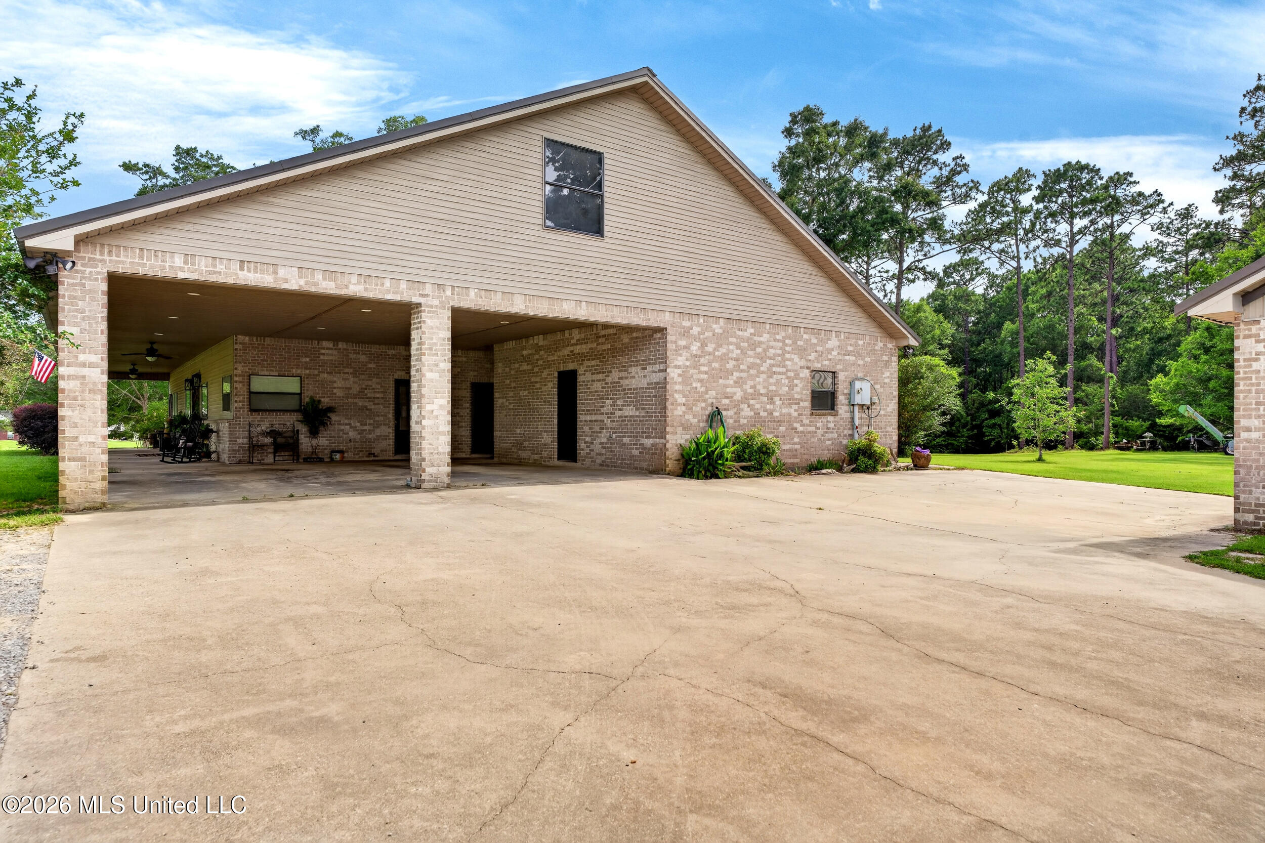 143 Balmoral Drive Property Photo 40