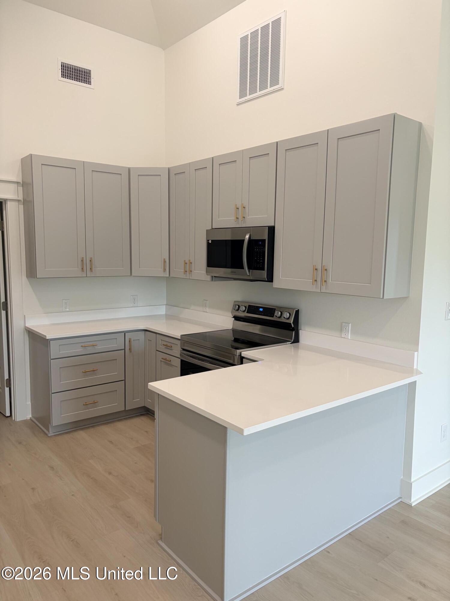 208 Chartres Street Property Photo 2