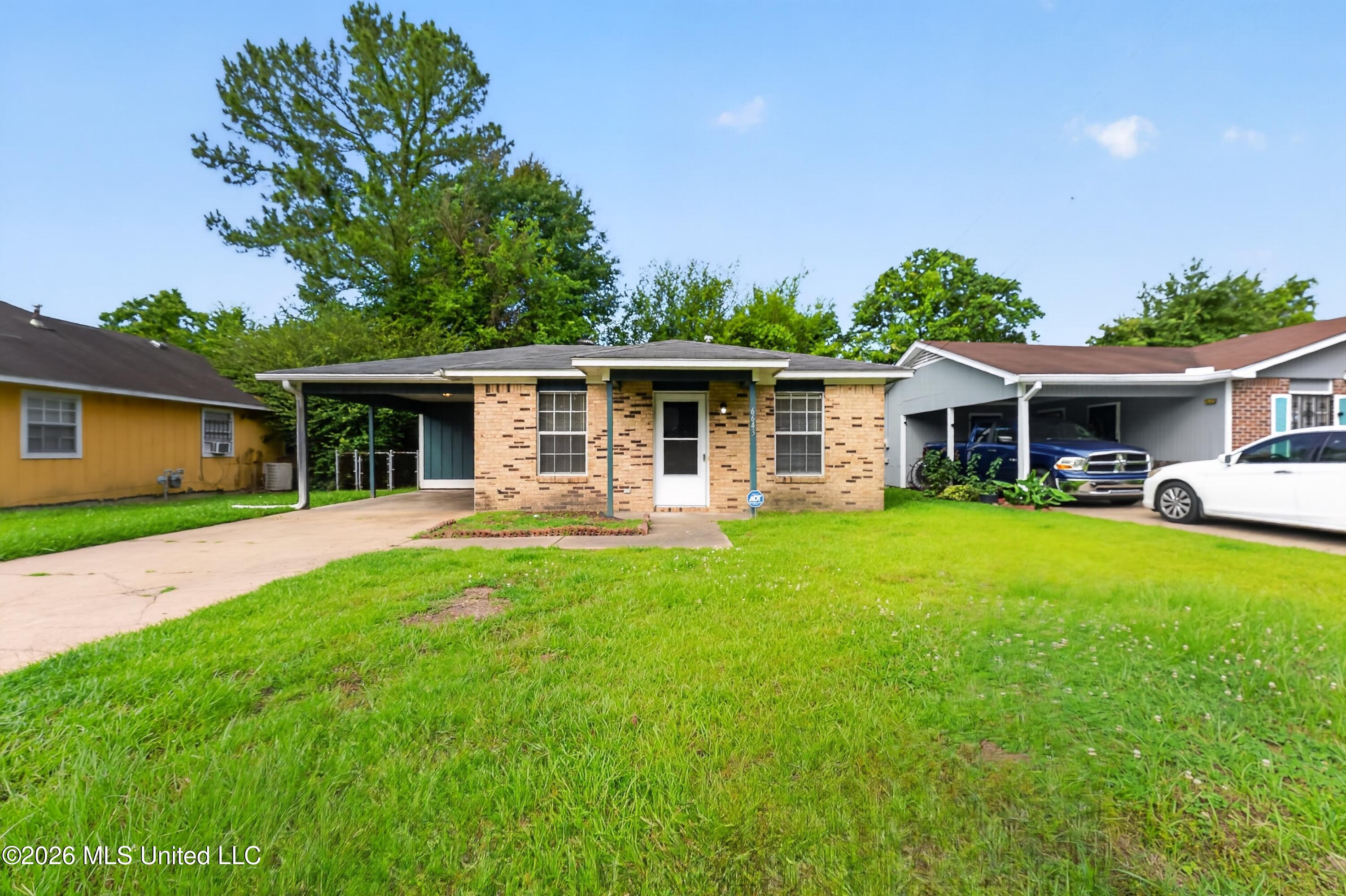 6643 Glen Ridge Drive Property Photo 1