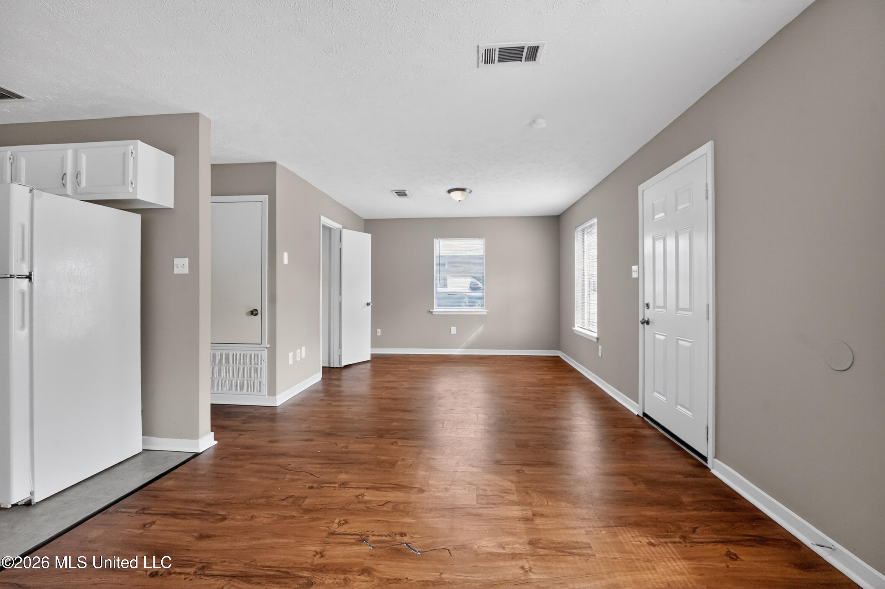 6643 Glen Ridge Drive Property Photo 5