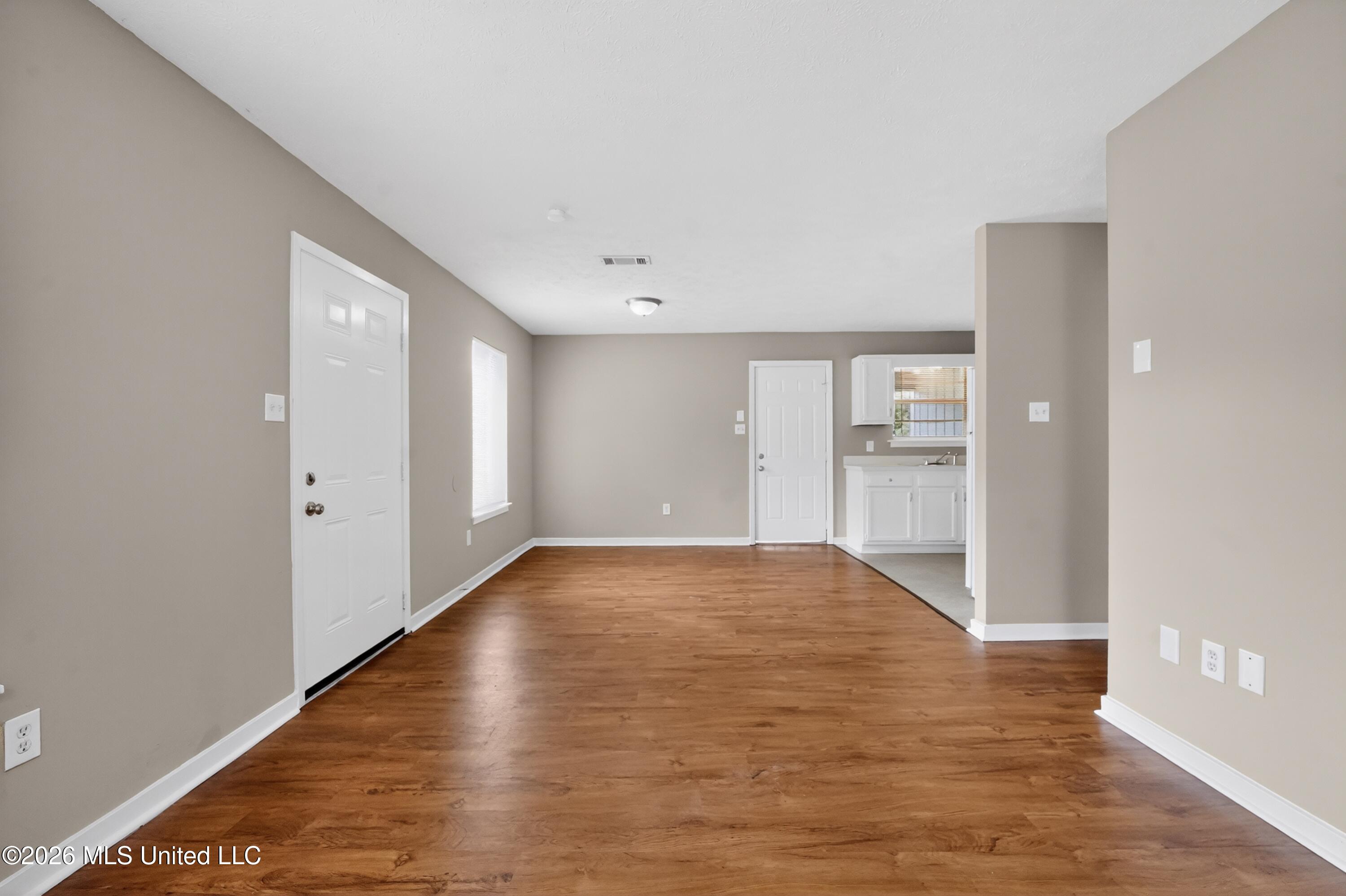 6643 Glen Ridge Drive Property Photo 6