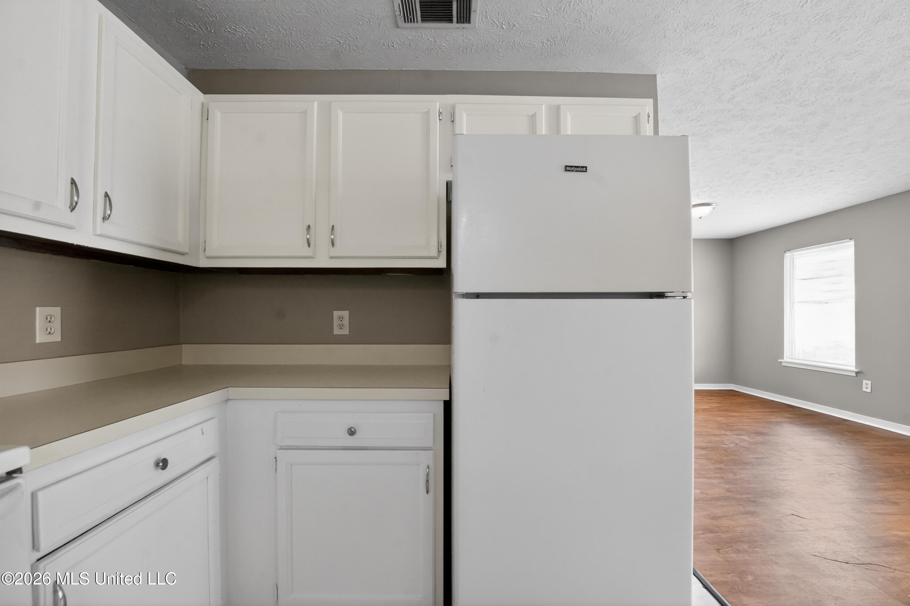 6643 Glen Ridge Drive Property Photo 11
