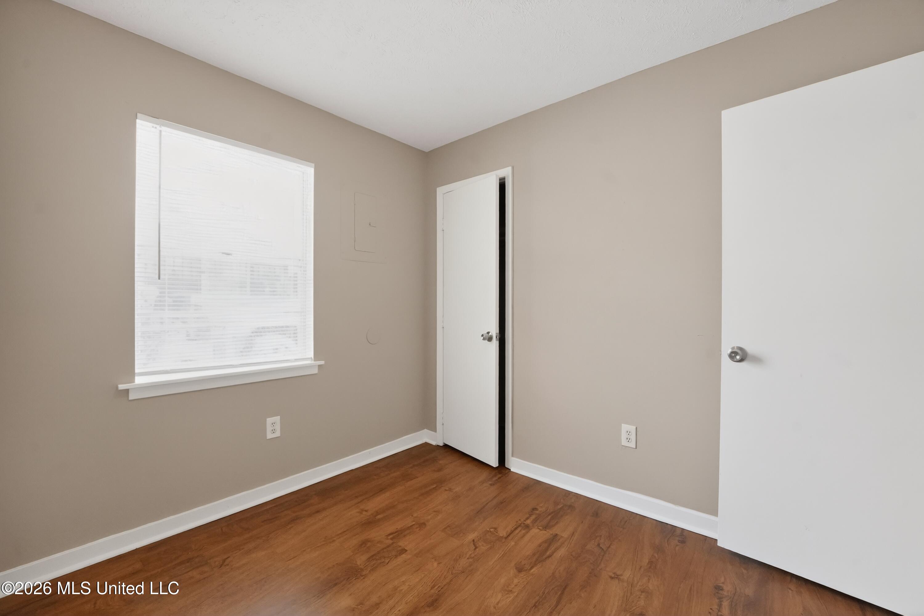 6643 Glen Ridge Drive Property Photo 16