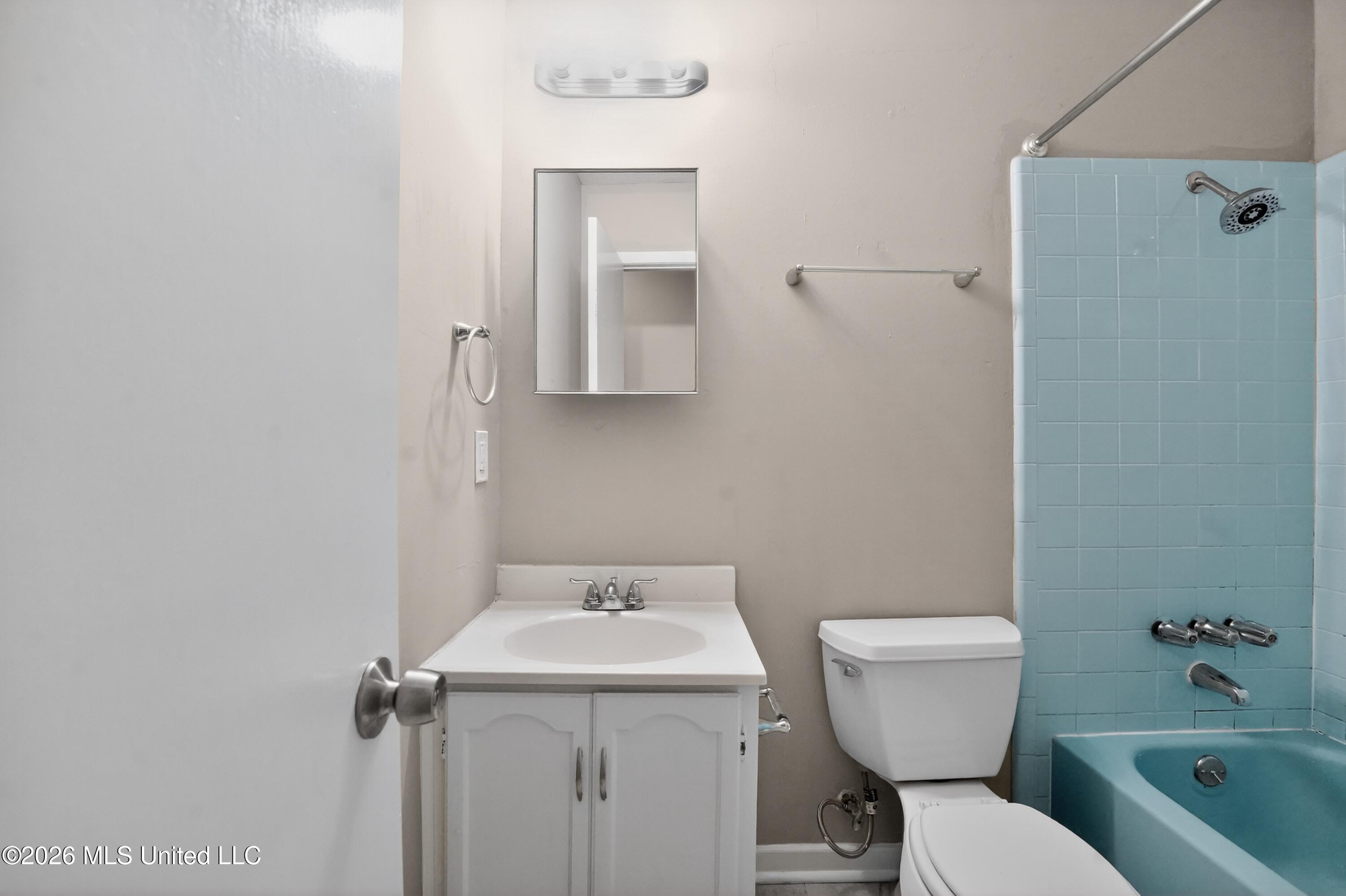 6643 Glen Ridge Drive Property Photo 26