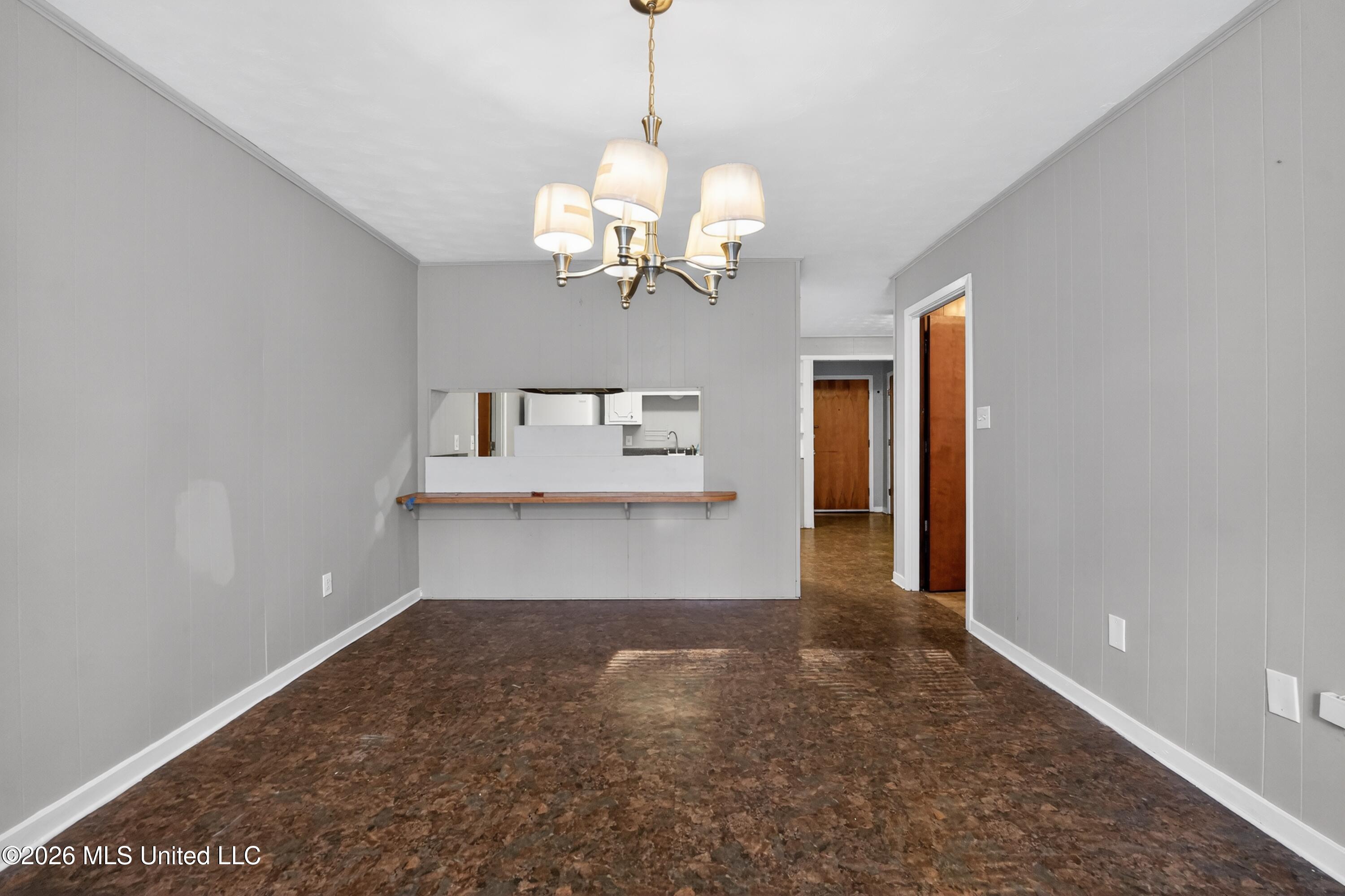 3024 Longwood Drive Property Photo 11