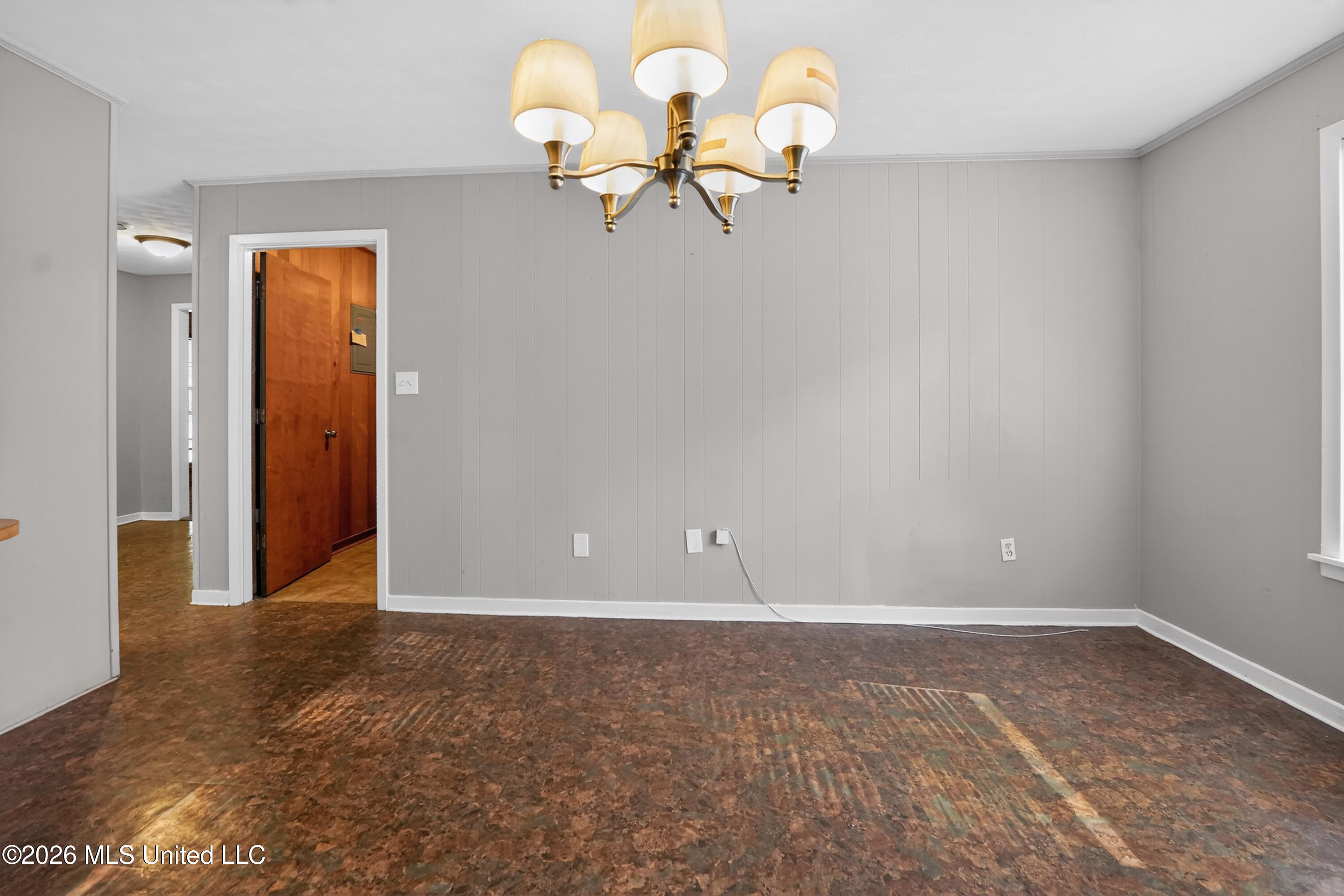 3024 Longwood Drive Property Photo 13