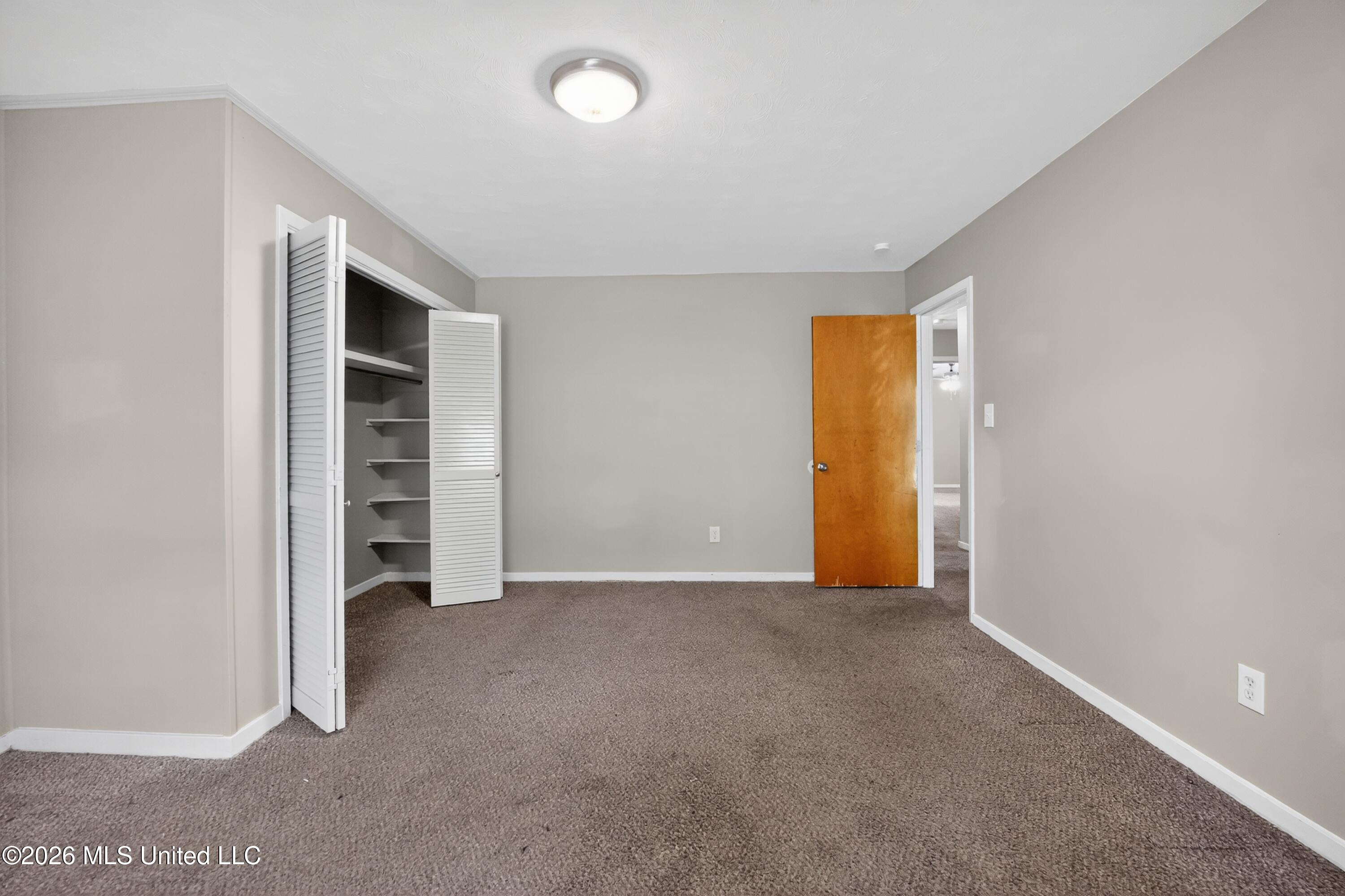 3024 Longwood Drive Property Photo 21