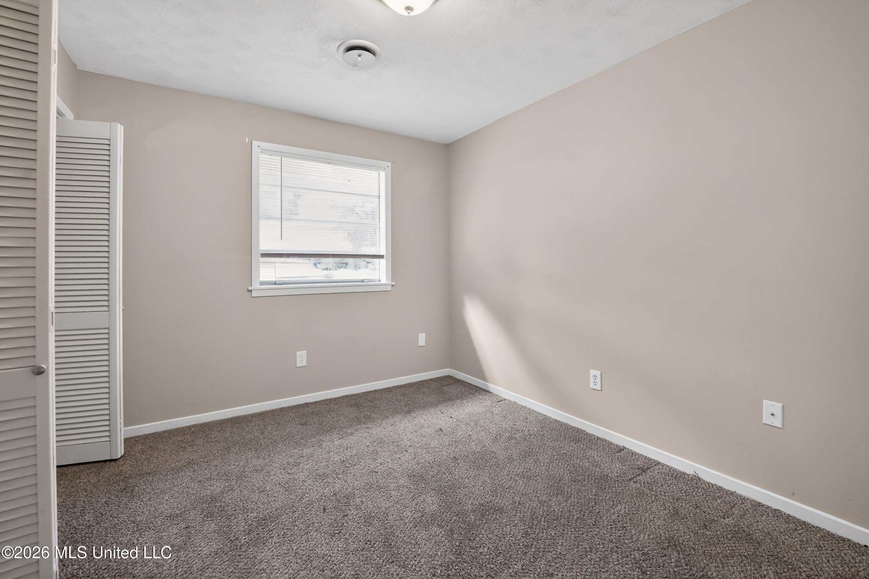 3024 Longwood Drive Property Photo 25