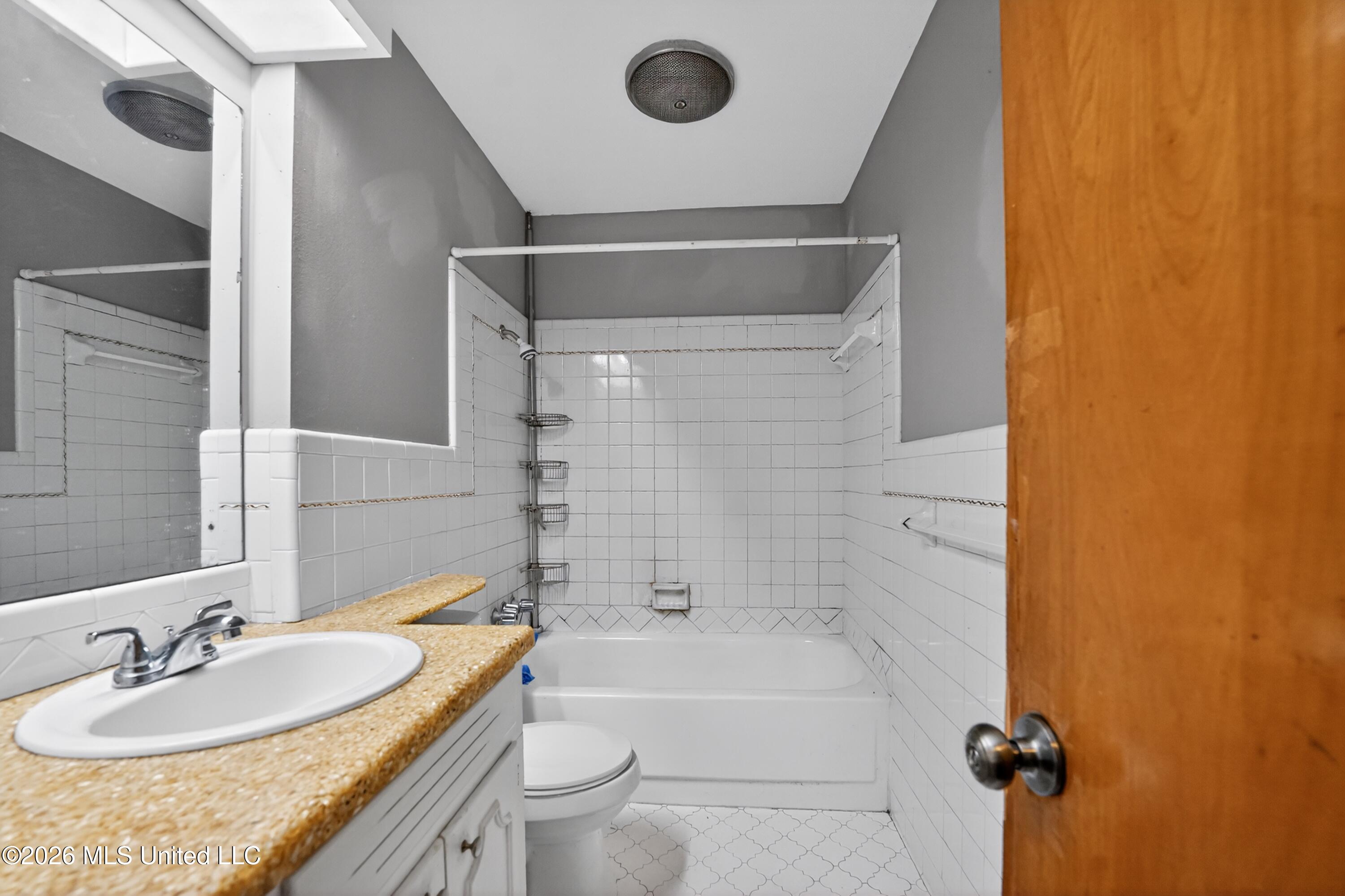 3024 Longwood Drive Property Photo 31