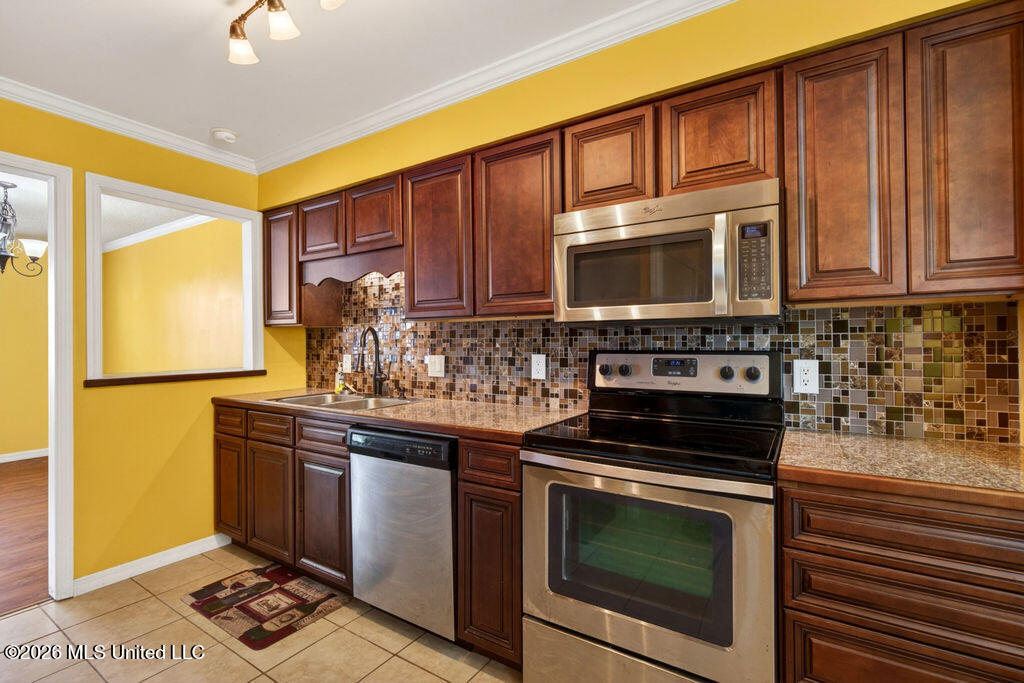 928 Courthouse Road Property Photo 15
