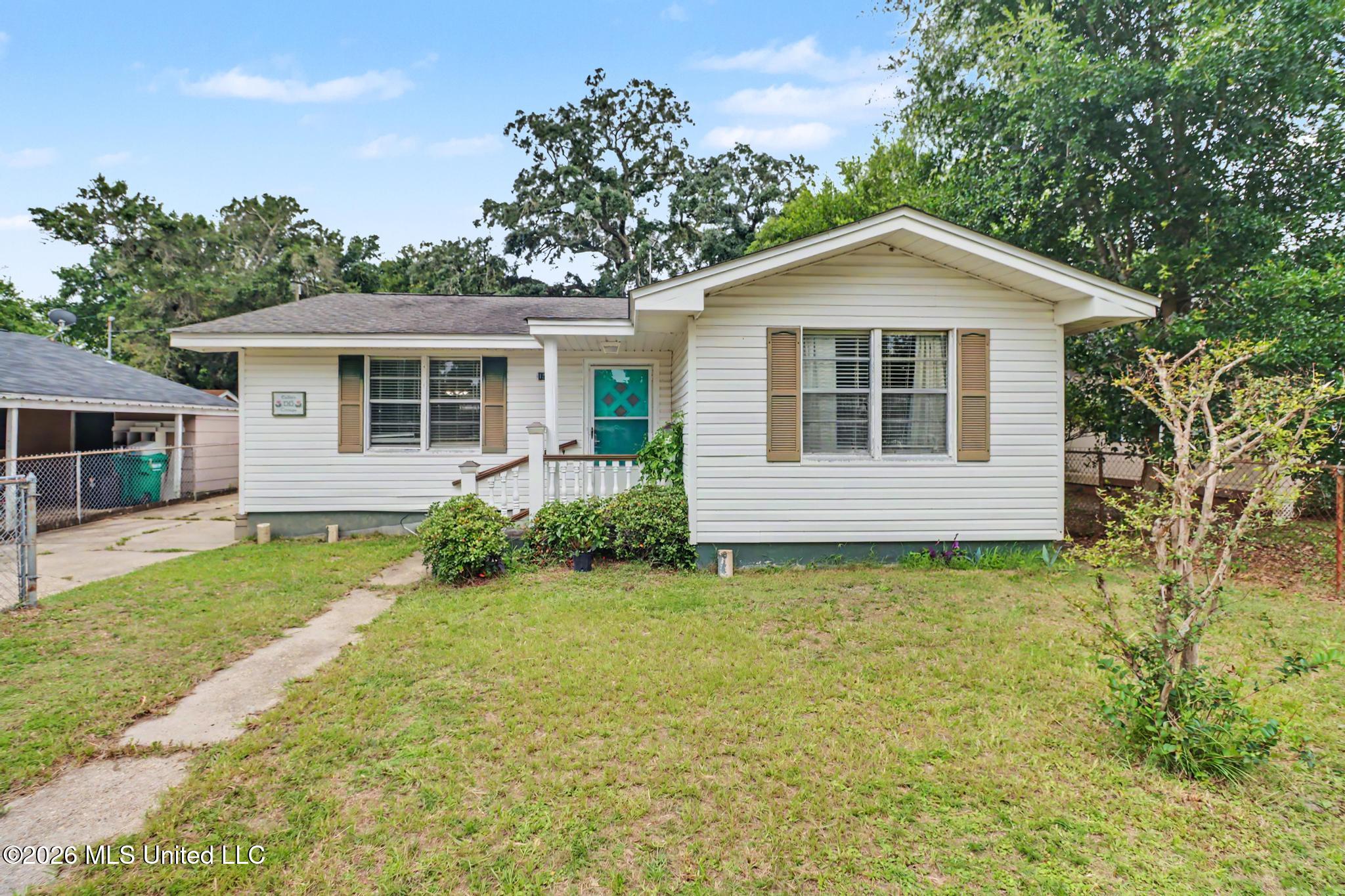1515 Westward Drive Property Photo 1