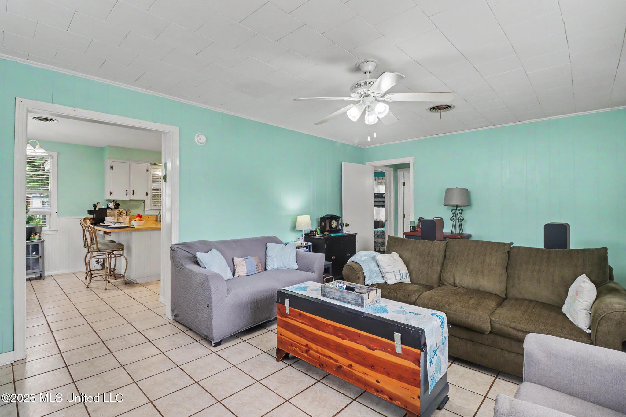 1515 Westward Drive Property Photo 5