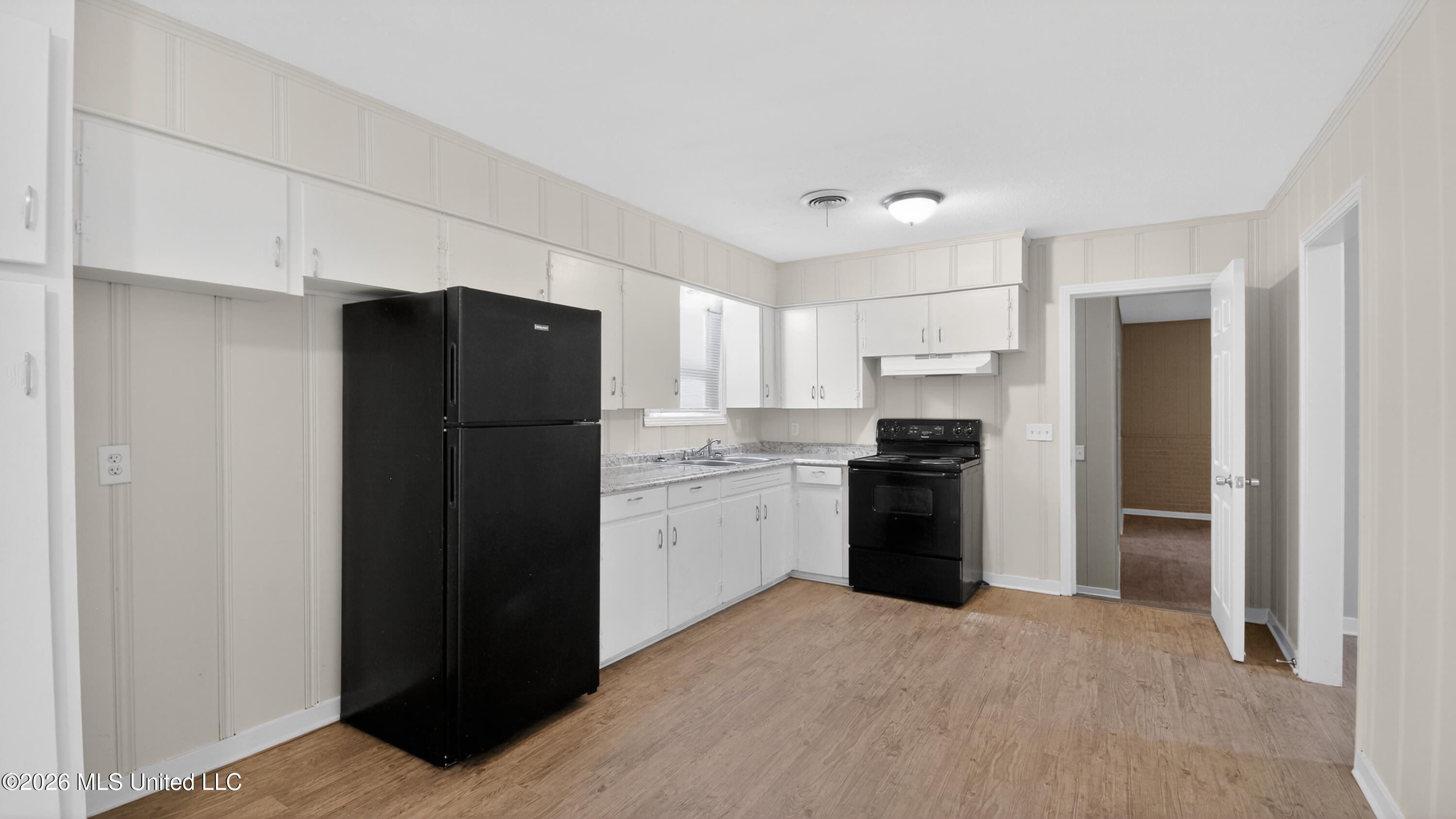 2738 Woodside Drive Property Photo 12