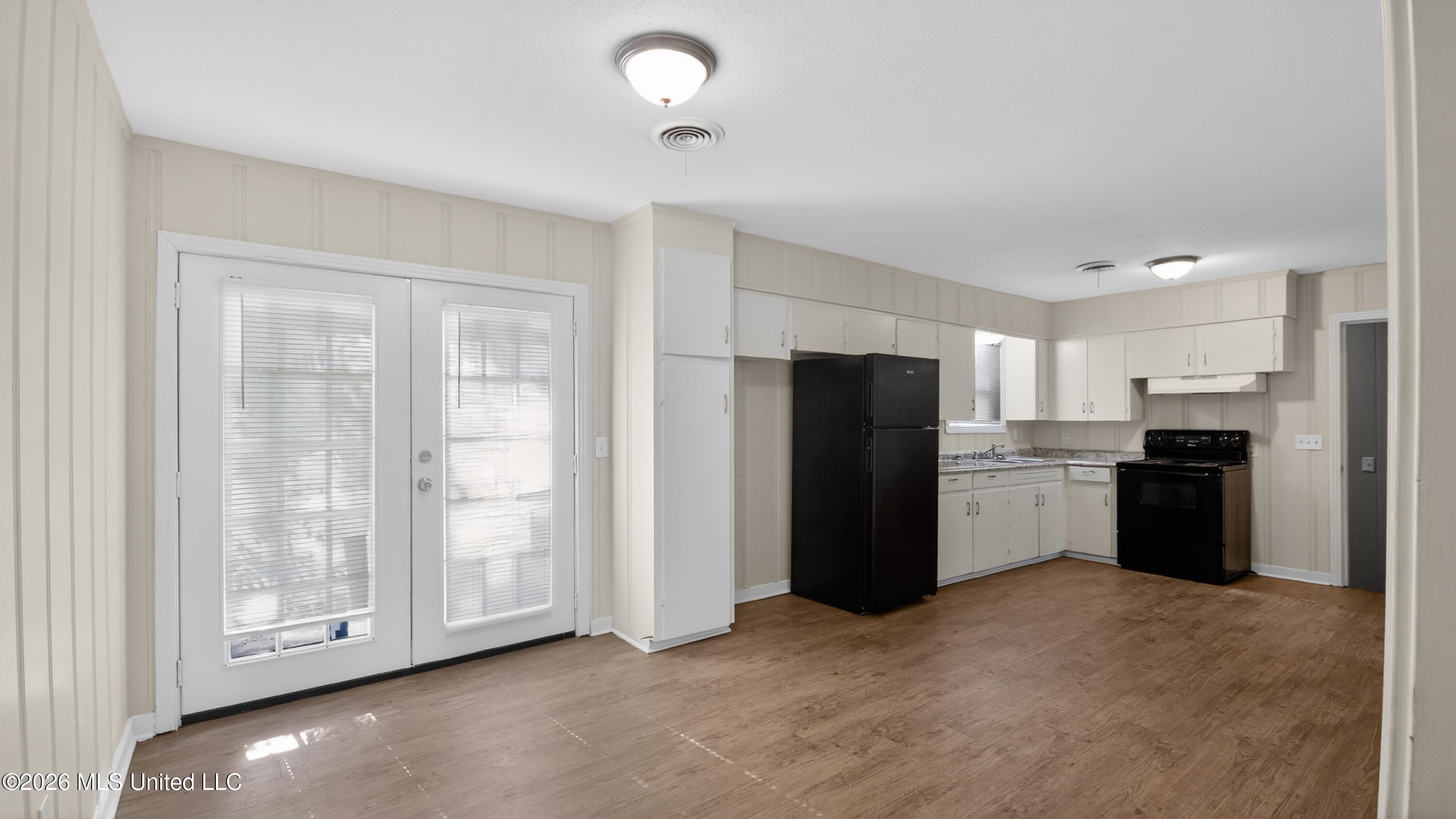 2738 Woodside Drive Property Photo 13