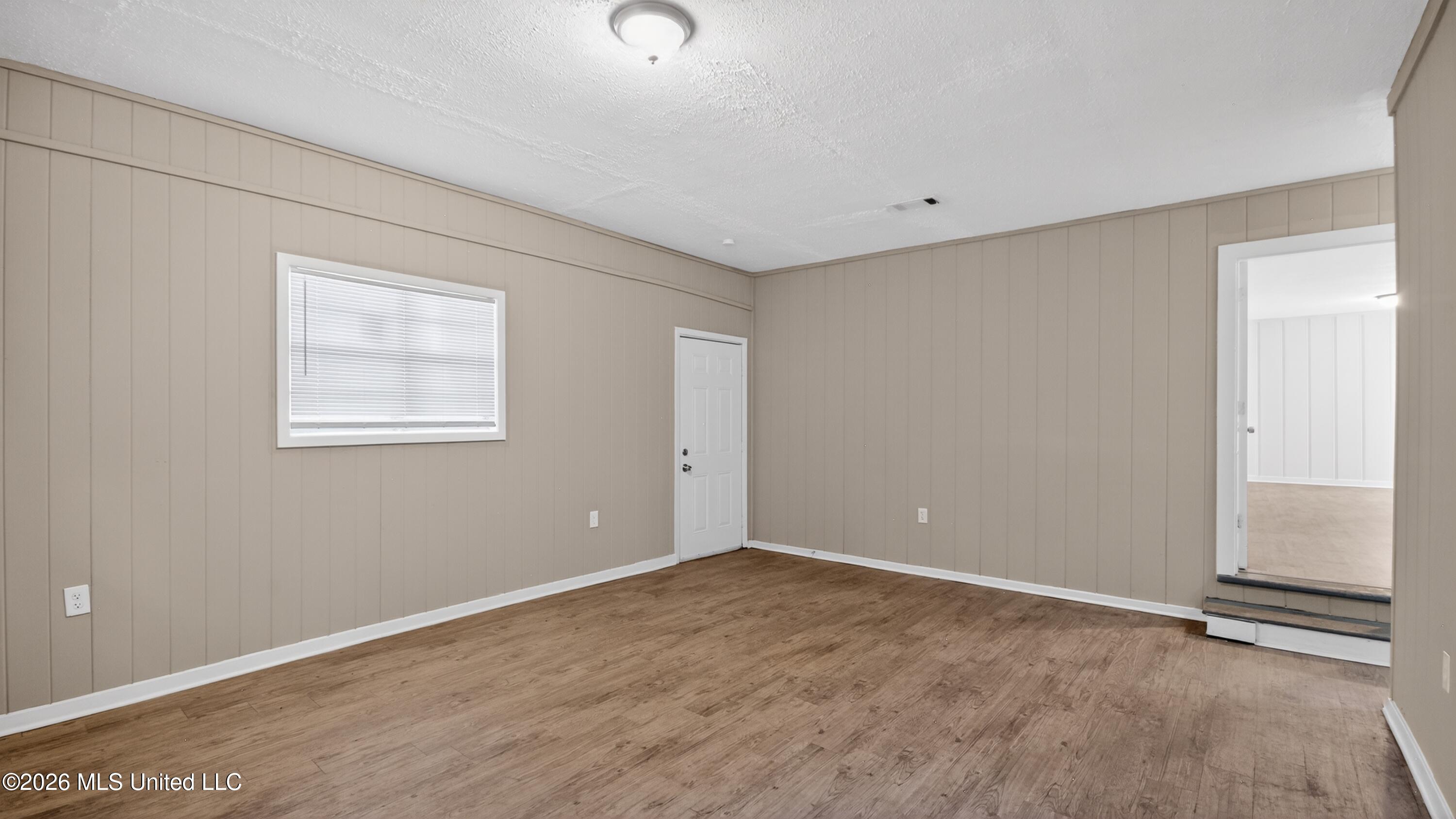 2738 Woodside Drive Property Photo 30