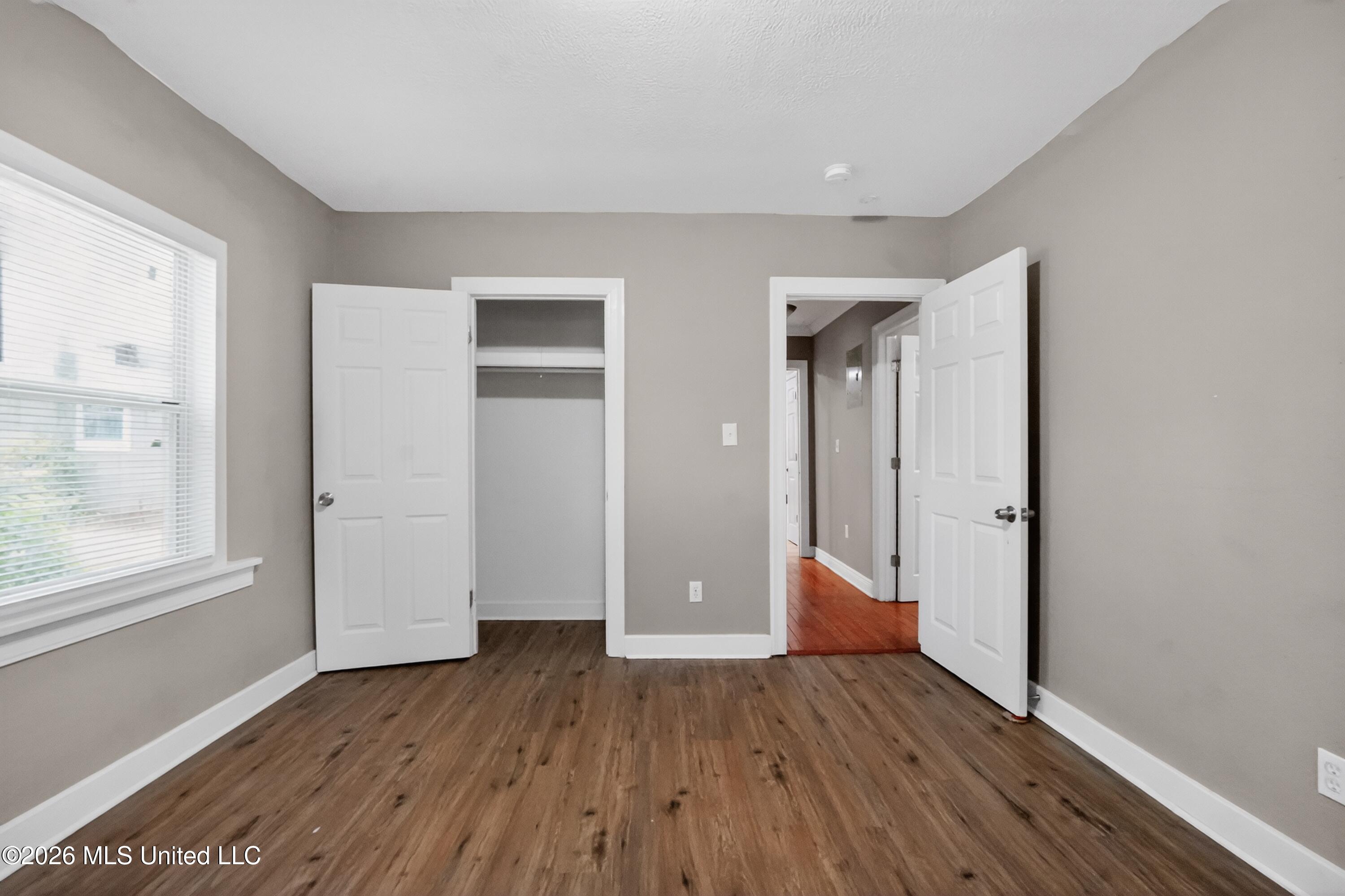 5160 Lurline Drive Property Photo 9