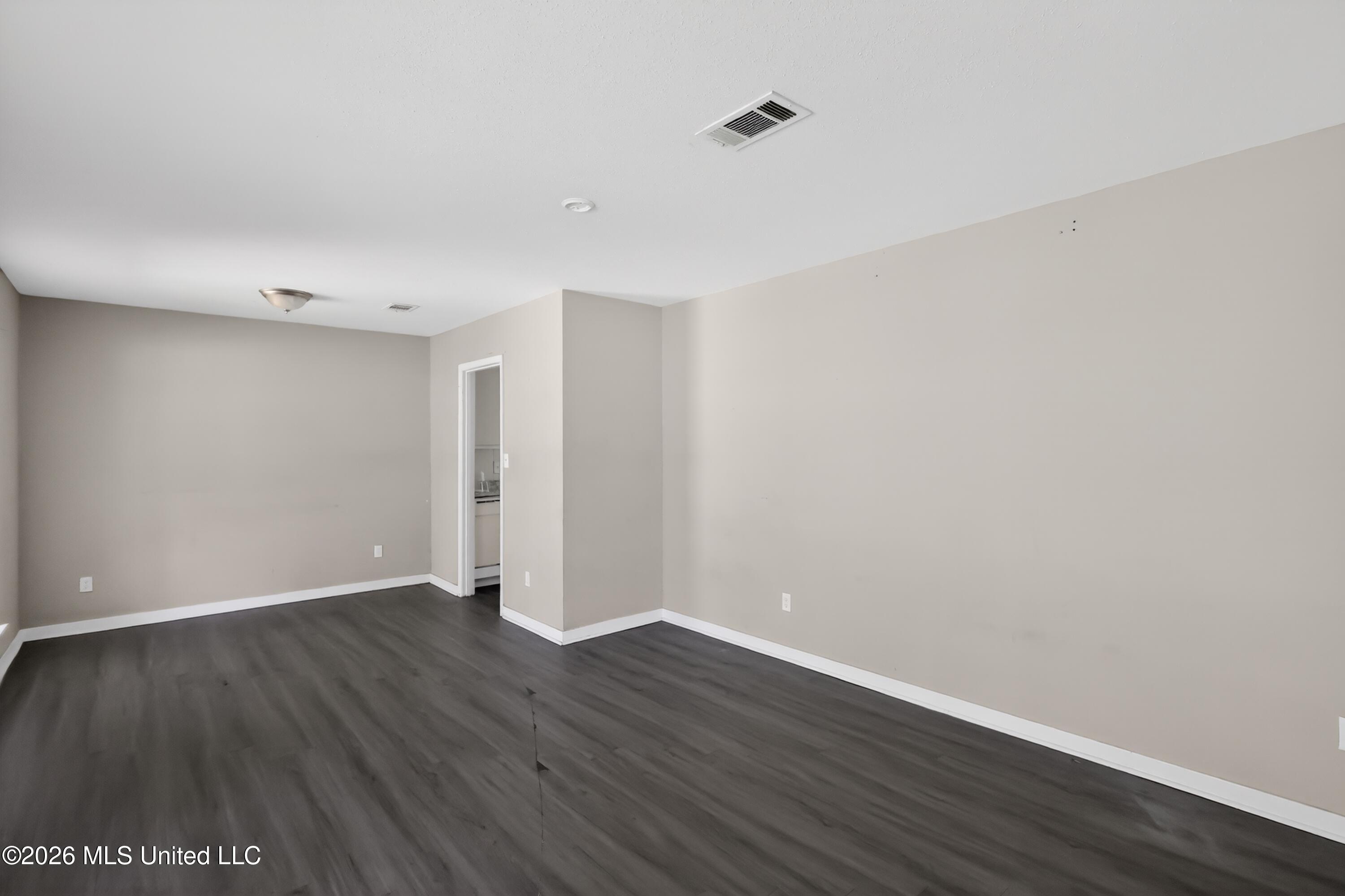 2386 Breckinridge Road Property Photo 11