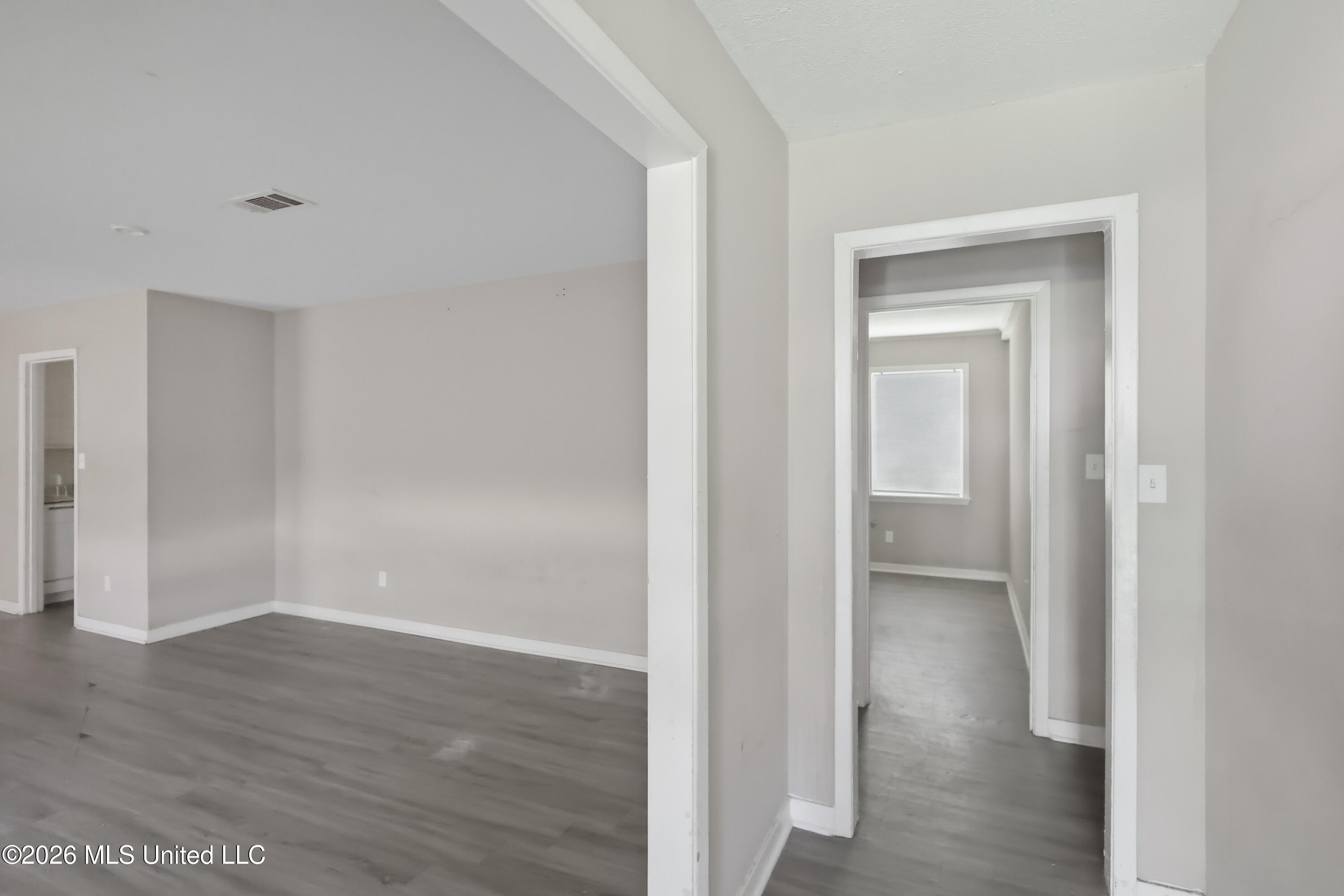 2386 Breckinridge Road Property Photo 12