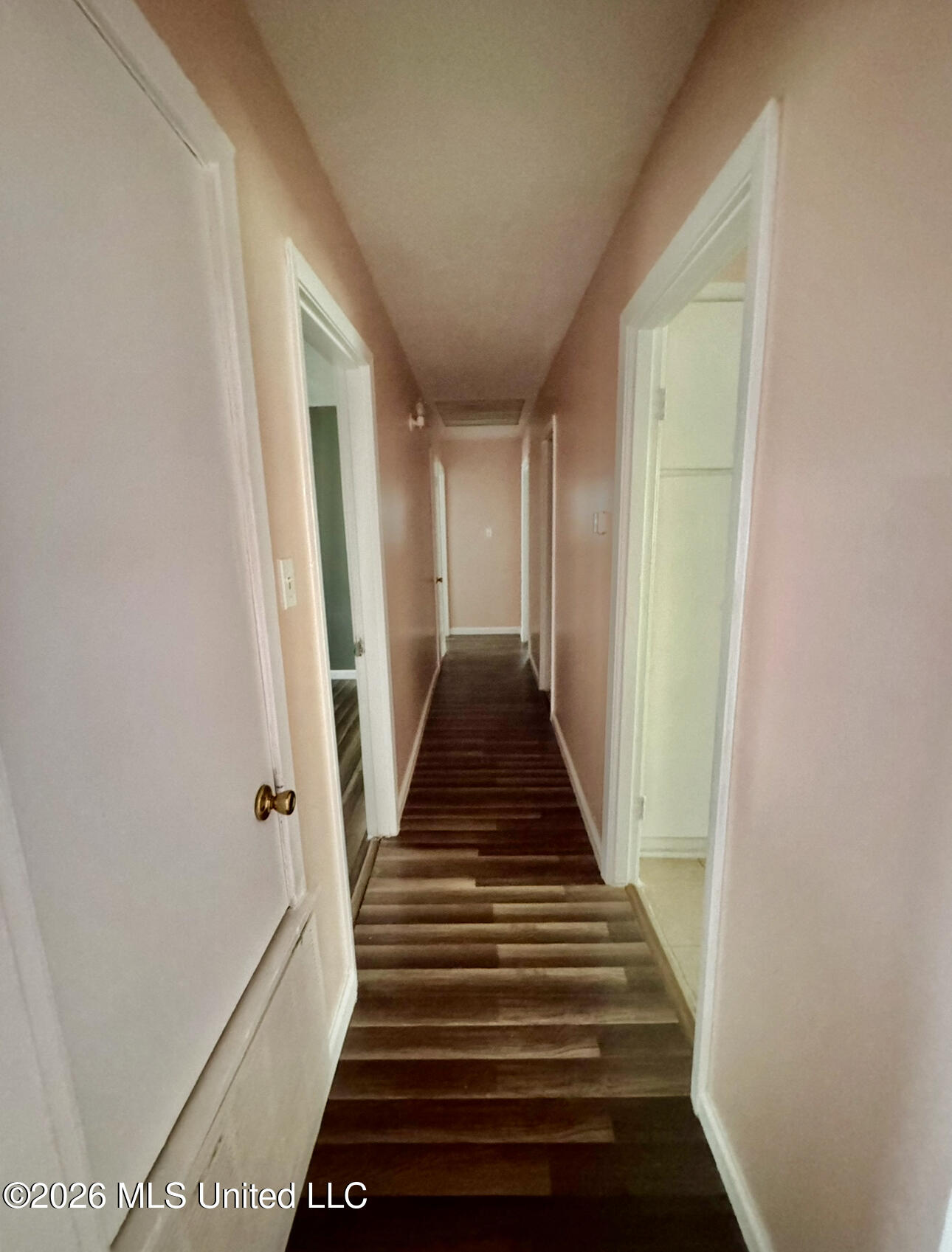 112 Kildare Court Property Photo 6