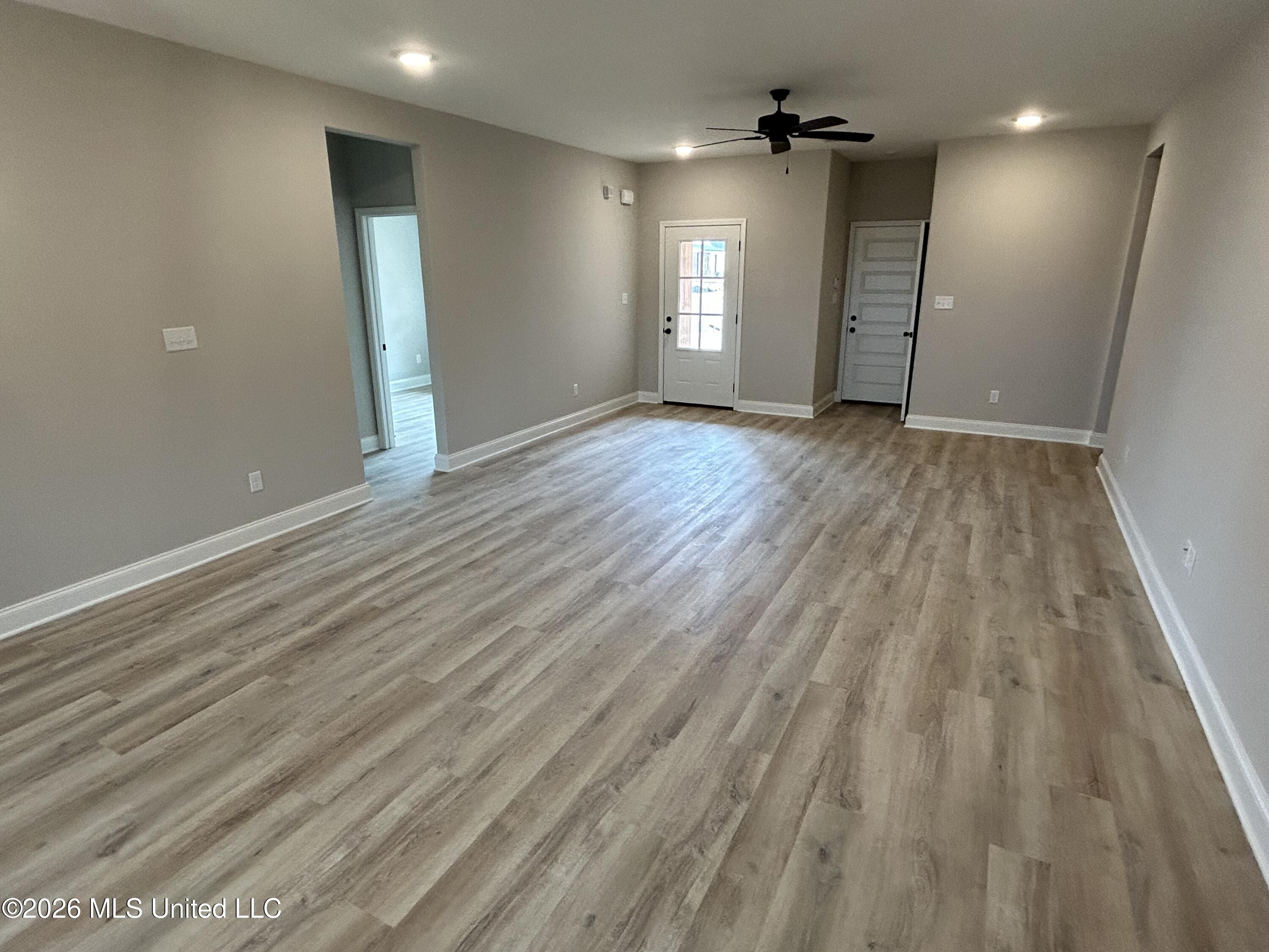 6089 E River Birch Road Property Photo 5