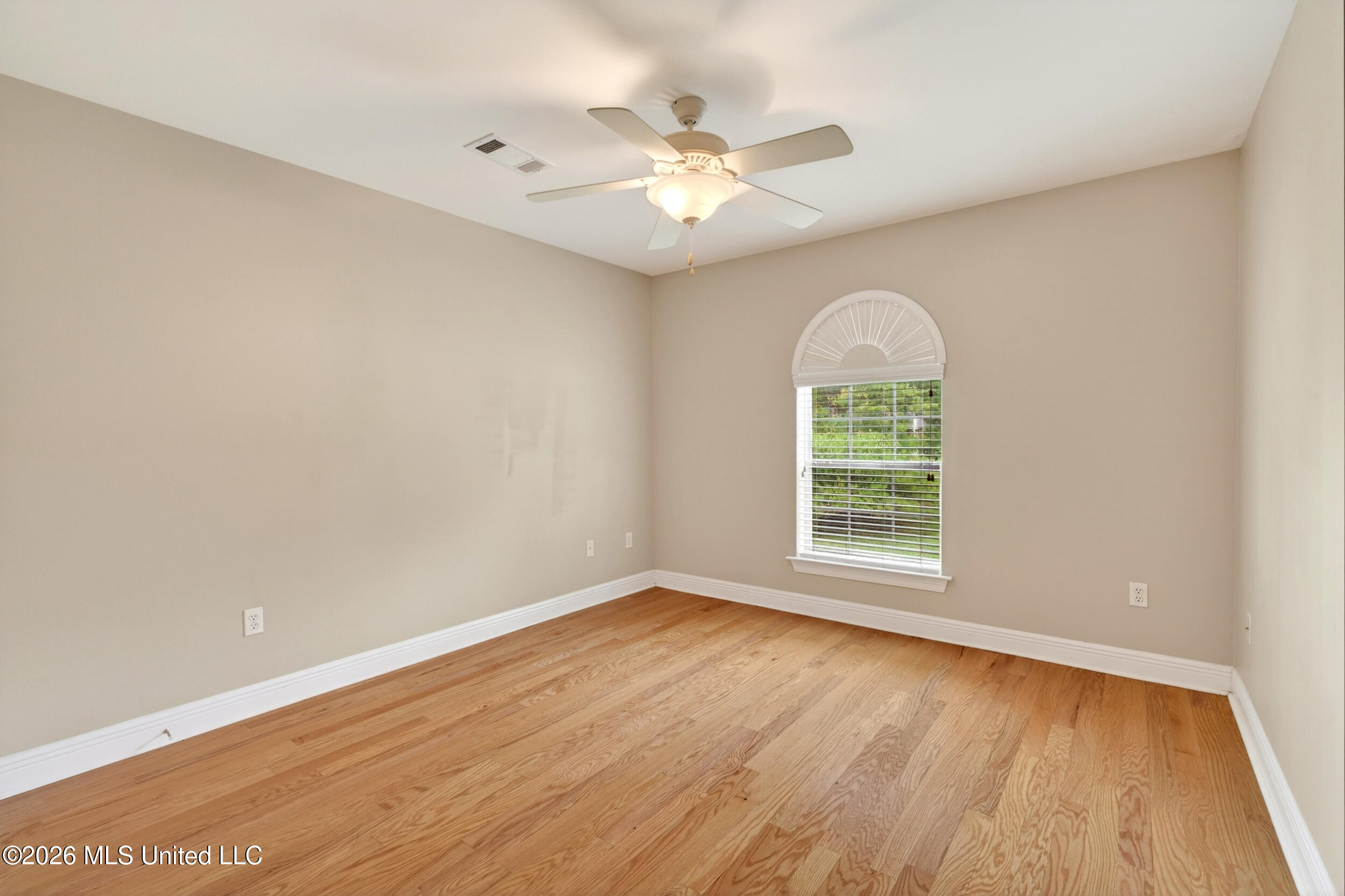 200 Glenwood Drive Property Photo 35