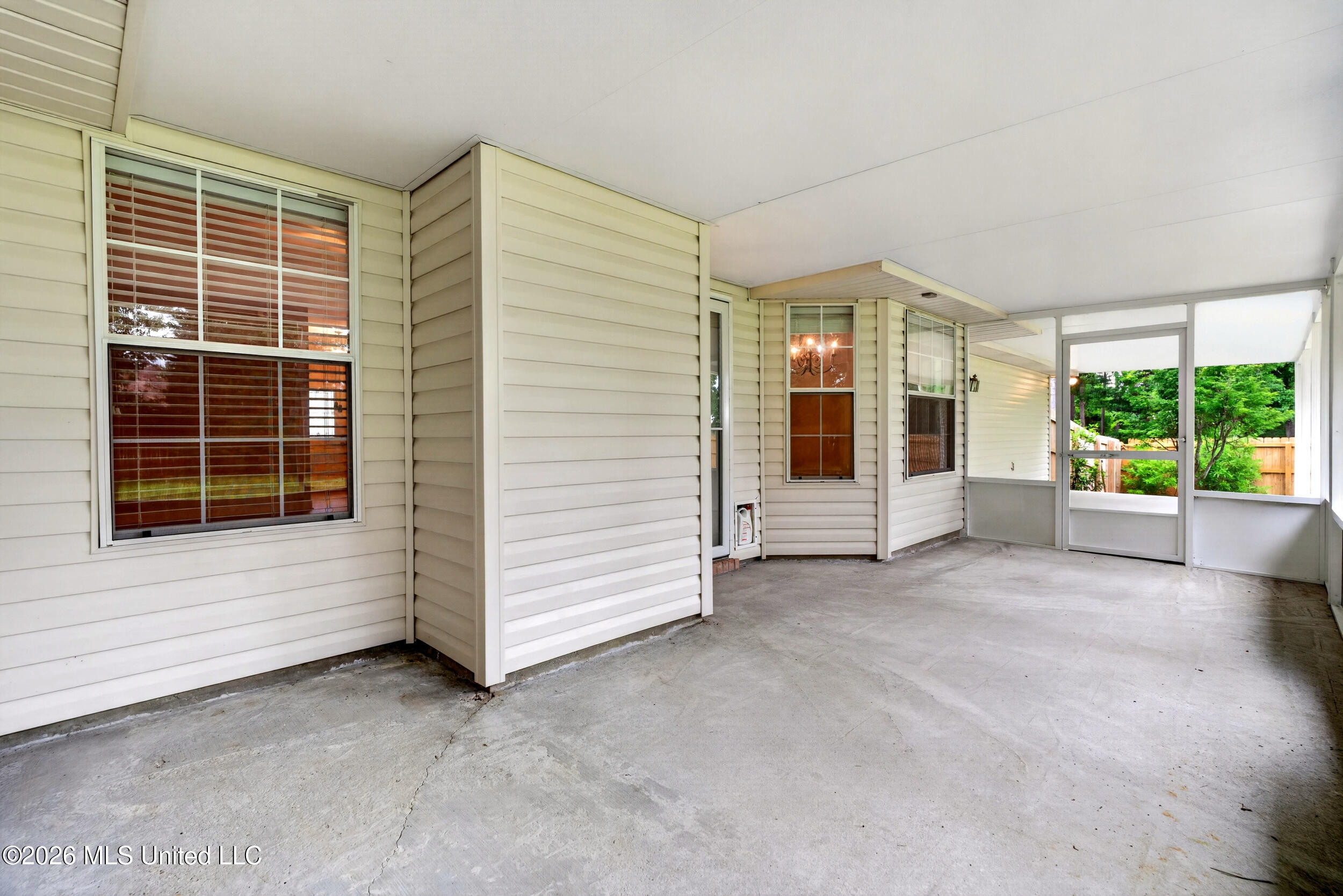 200 Glenwood Drive Property Photo 40