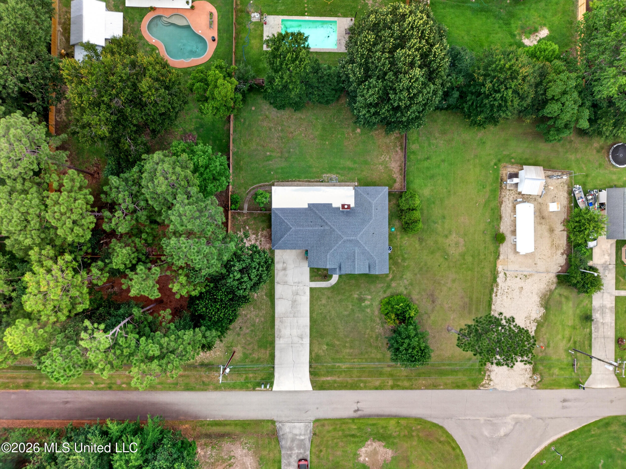 200 Glenwood Drive Property Photo 46