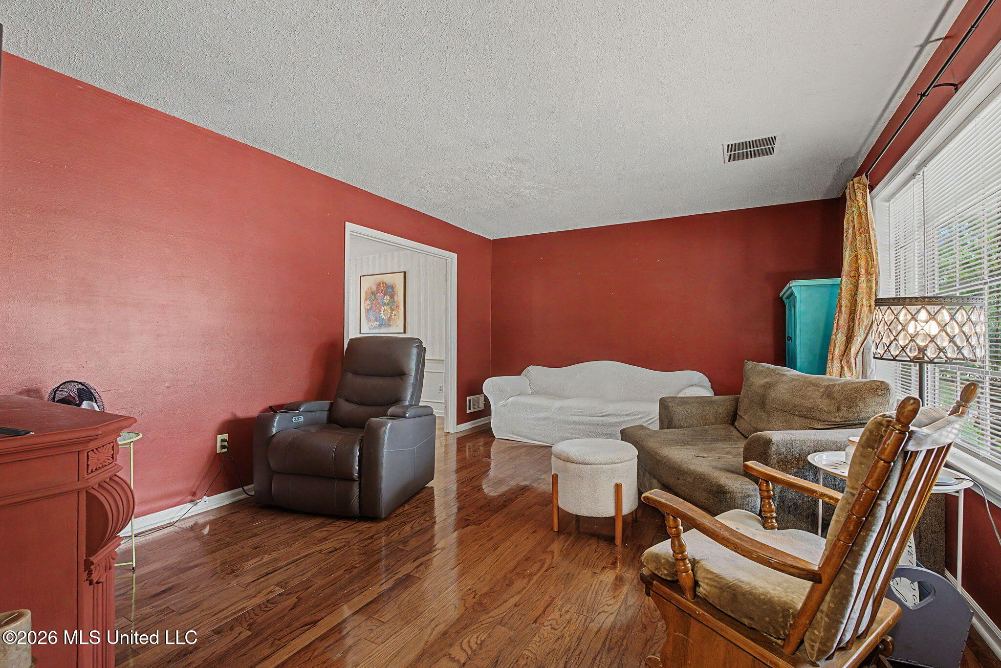 5797 Redbud Cove Property Photo 7