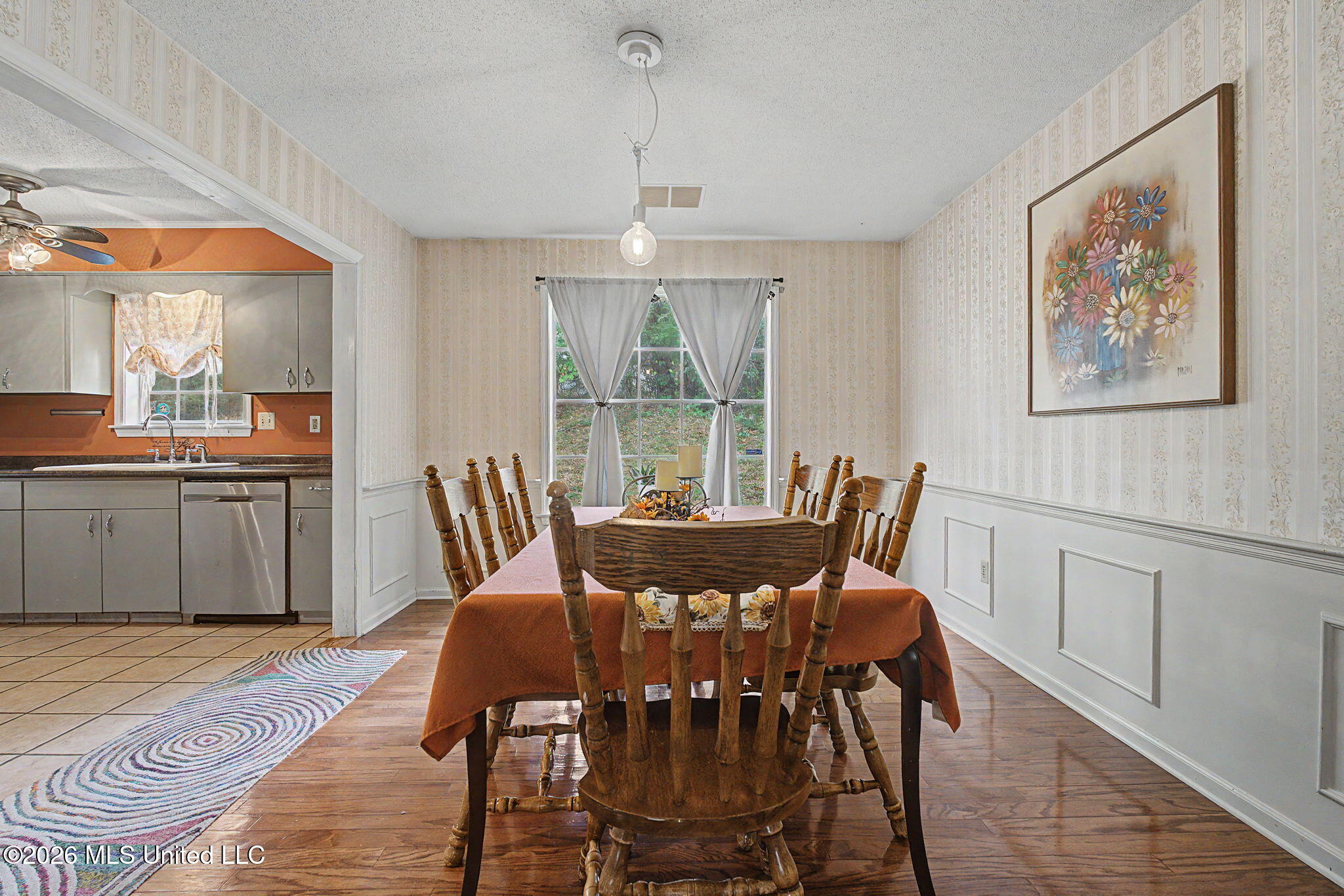 5797 Redbud Cove Property Photo 9