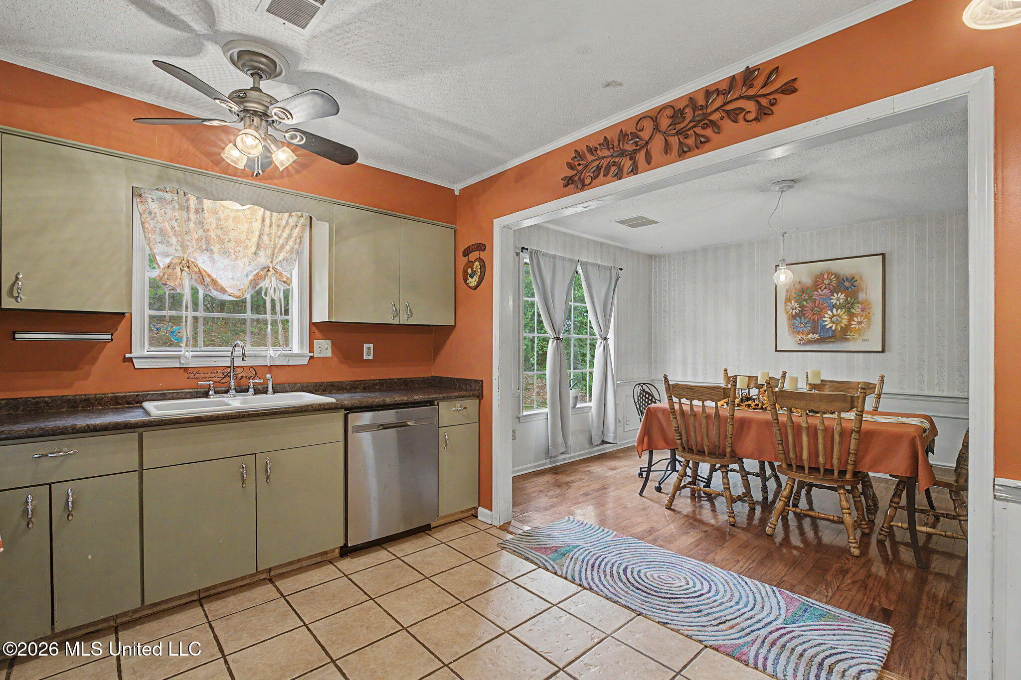 5797 Redbud Cove Property Photo 13