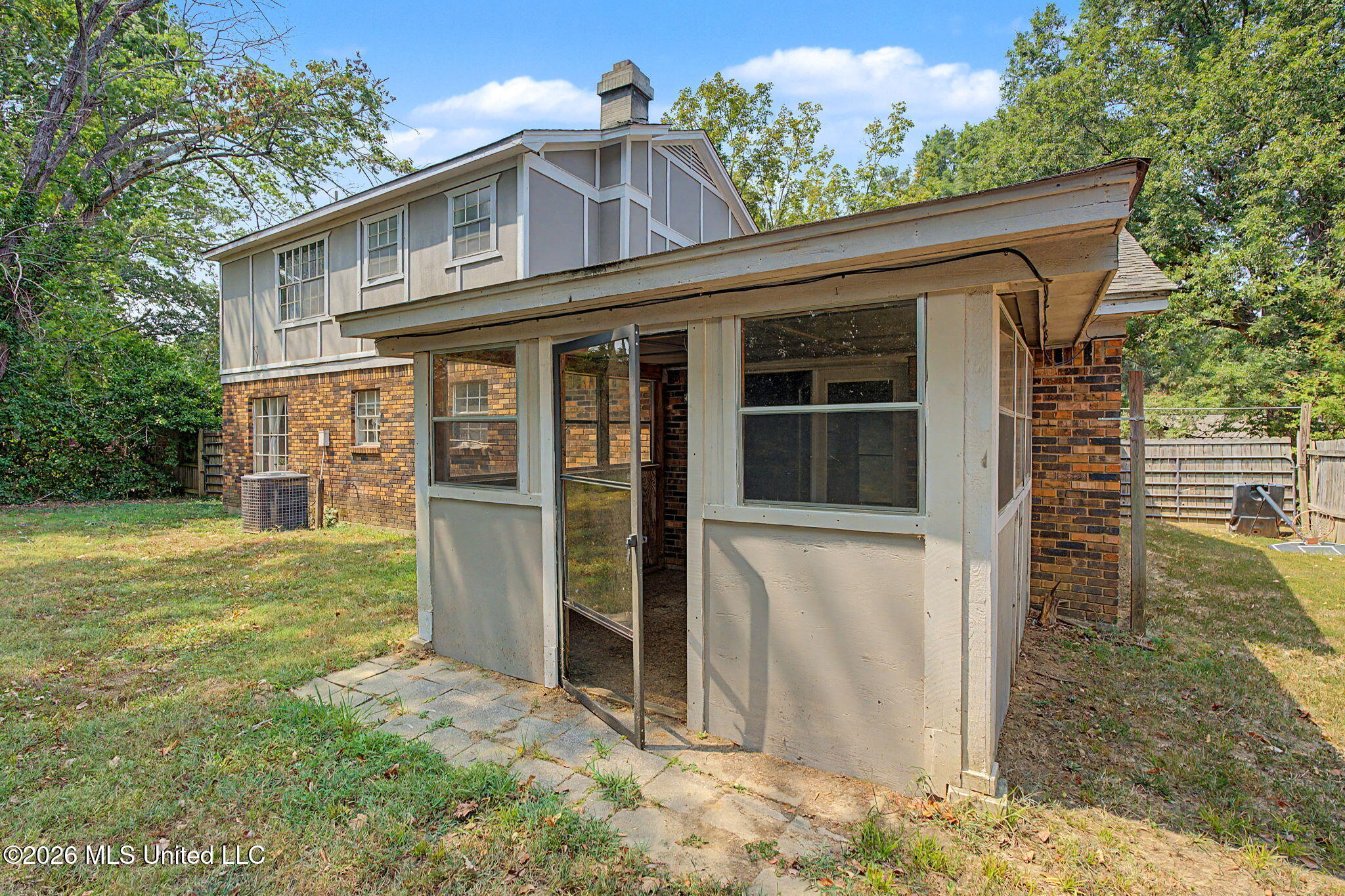 5797 Redbud Cove Property Photo 26