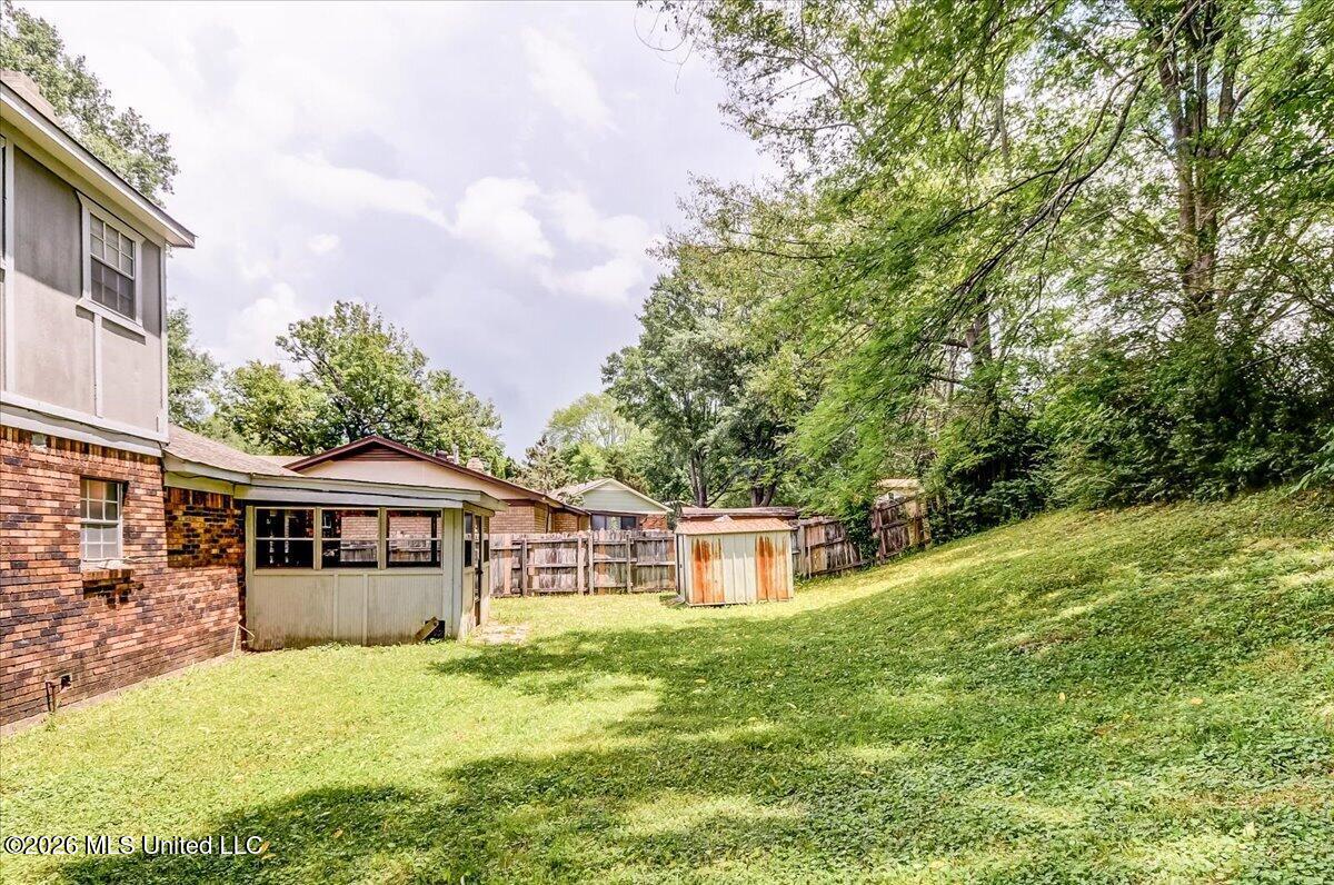 5797 Redbud Cove Property Photo 28