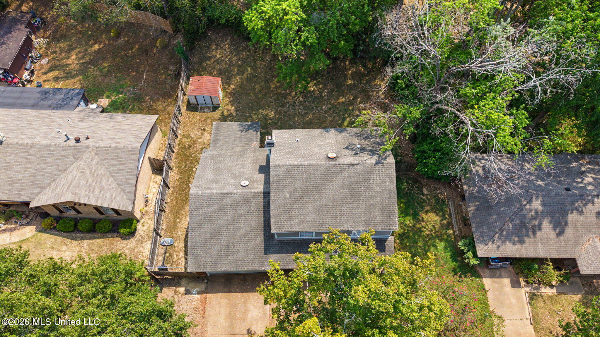 5797 Redbud Cove Property Photo 28