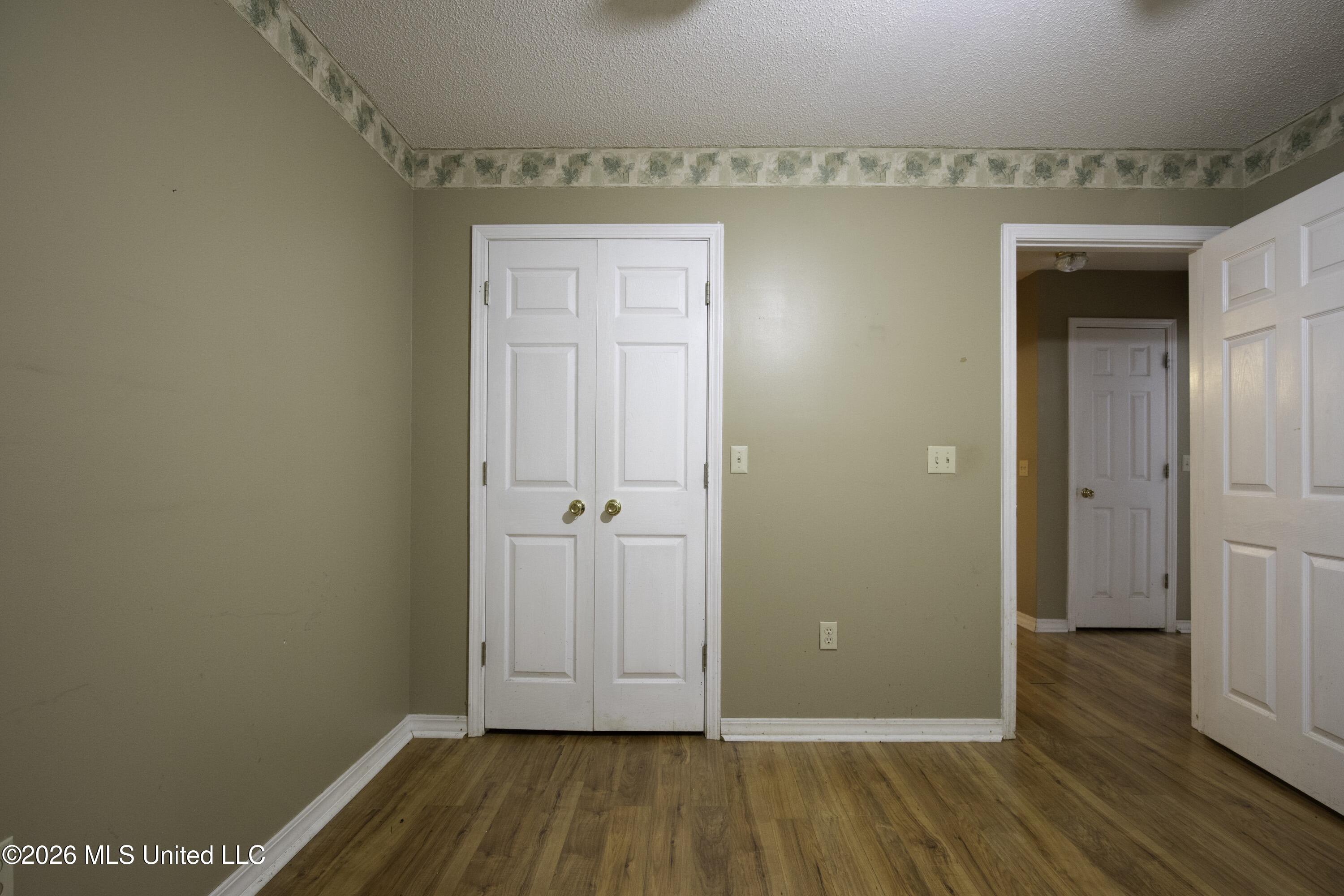 711 Lovers Lane Road Property Photo 18