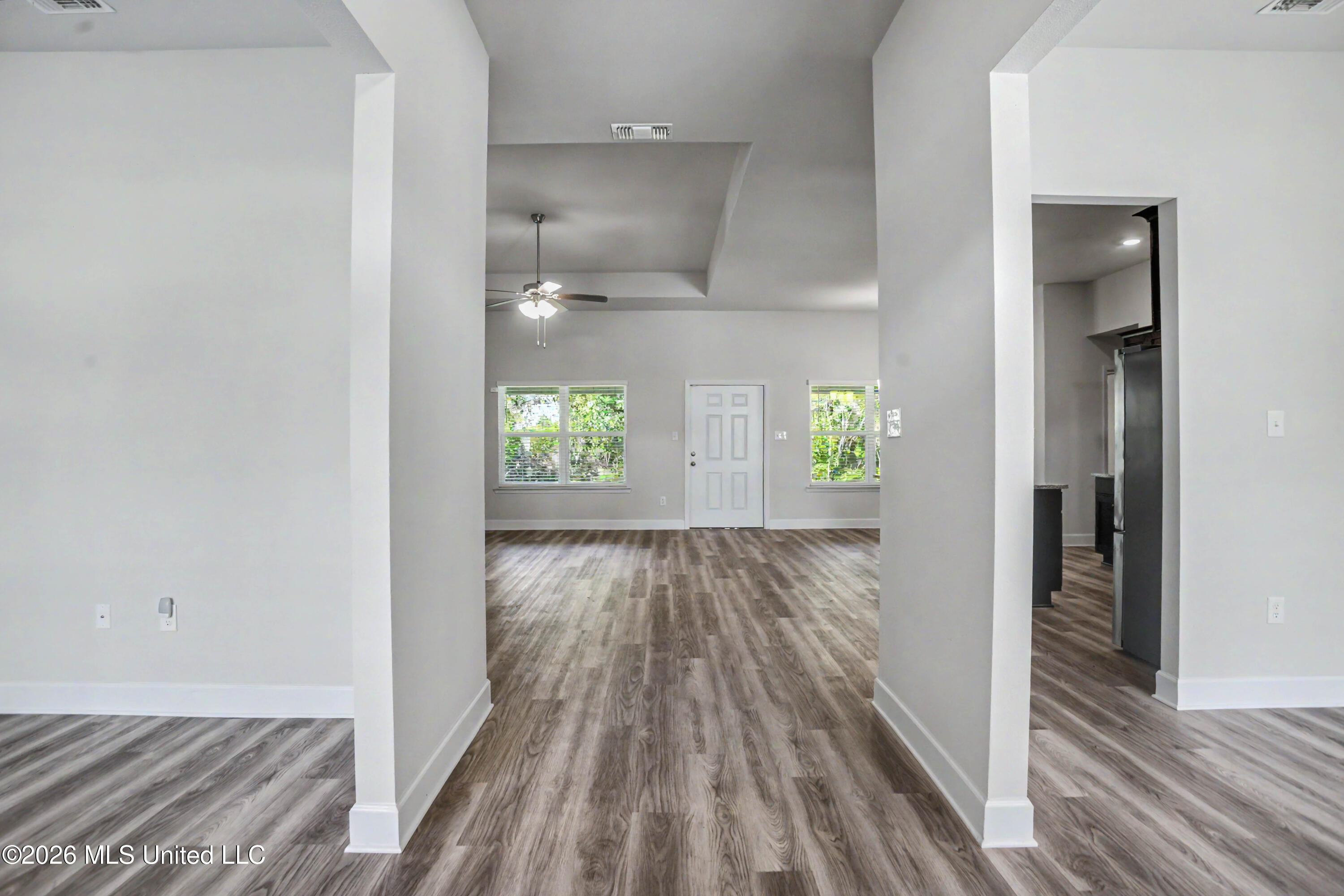 6285 Emerald Lk Drive Property Photo 6