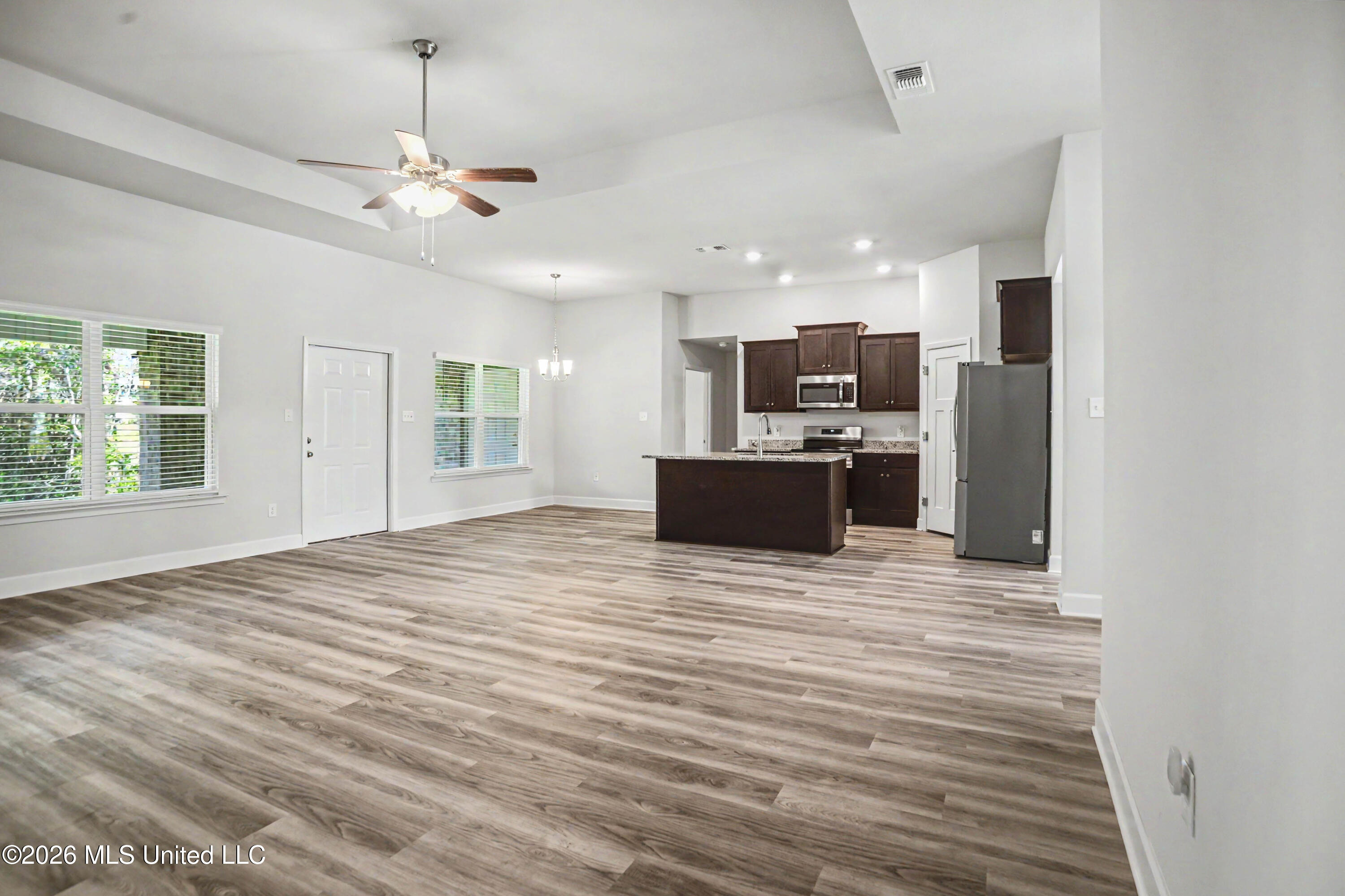 6285 Emerald Lk Drive Property Photo 14