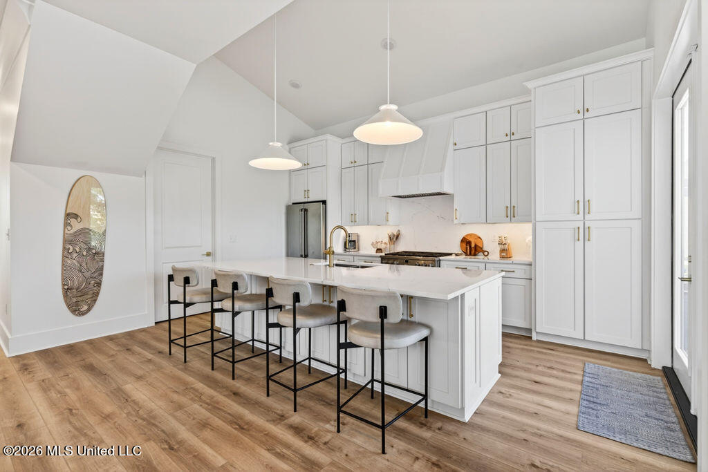 126 5th Avenue Property Photo 17