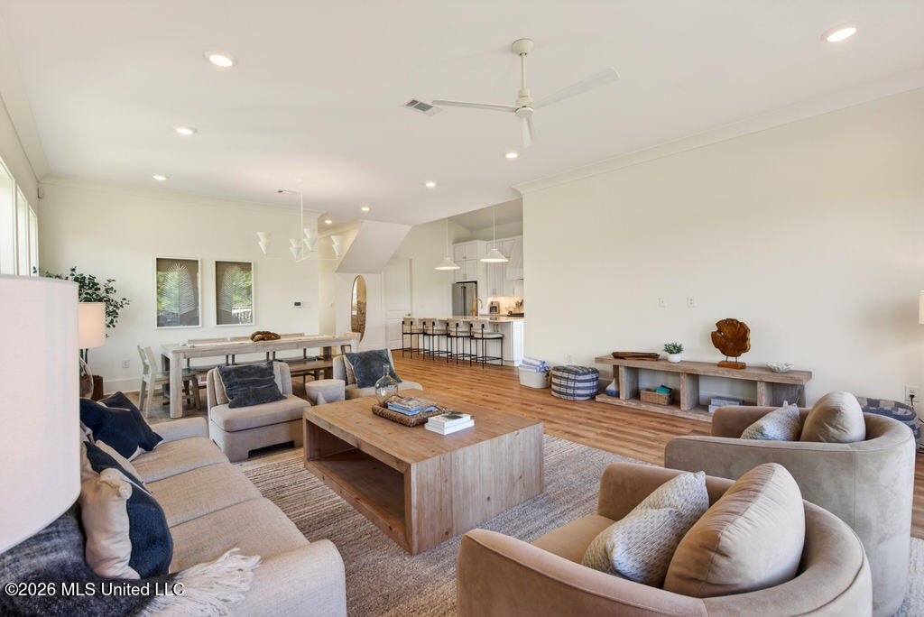 126 5th Avenue Property Photo 22