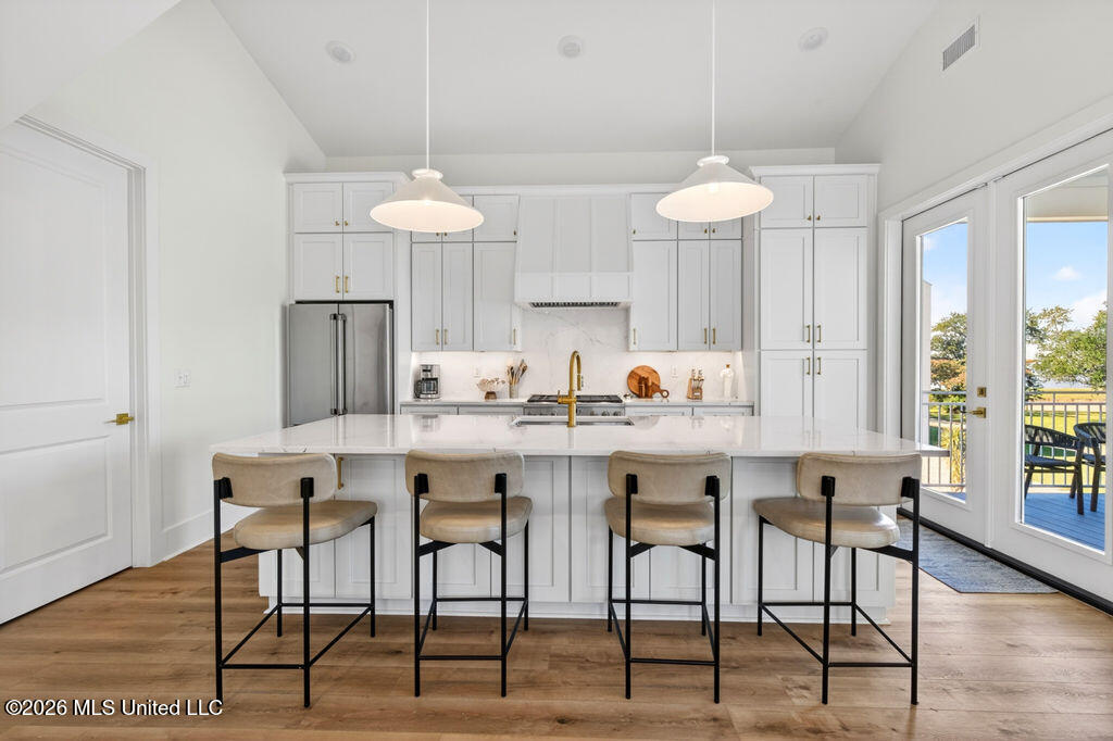 126 5th Avenue Property Photo 25