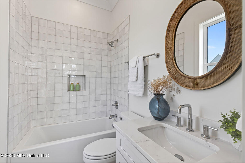 126 5th Avenue Property Photo 34