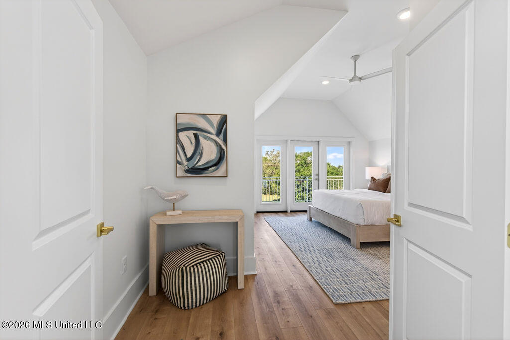 126 5th Avenue Property Photo 37