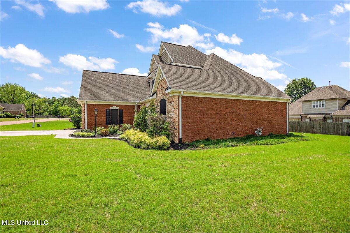 3273 S Devonshire Cove Property Photo 5