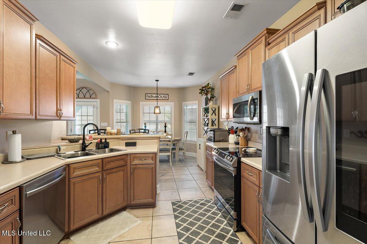 3273 S Devonshire Cove Property Photo 15