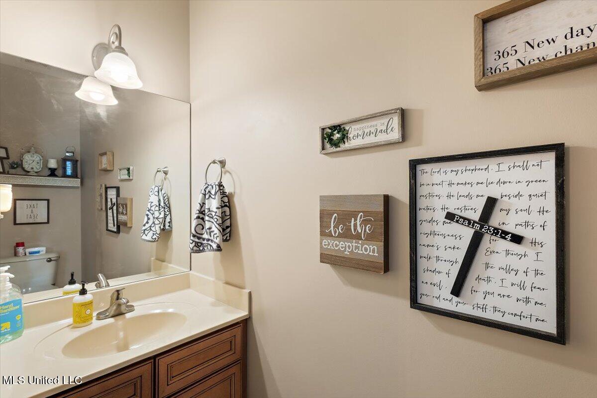 3273 S Devonshire Cove Property Photo 17