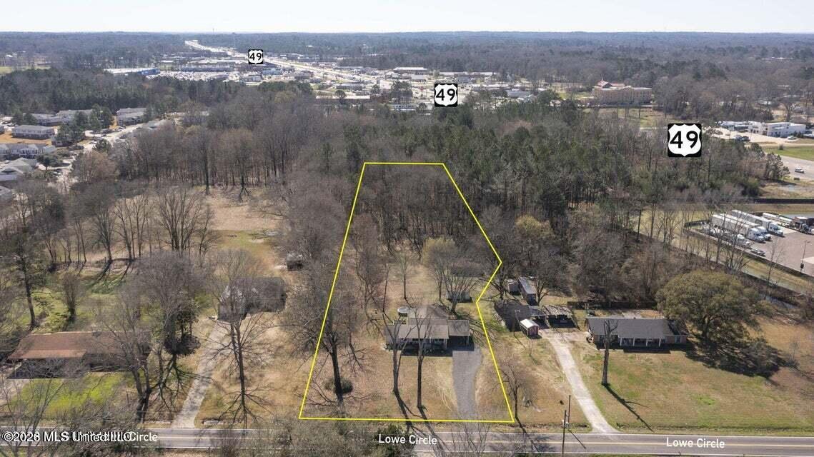 228 Lowe Circle Property Photo 7