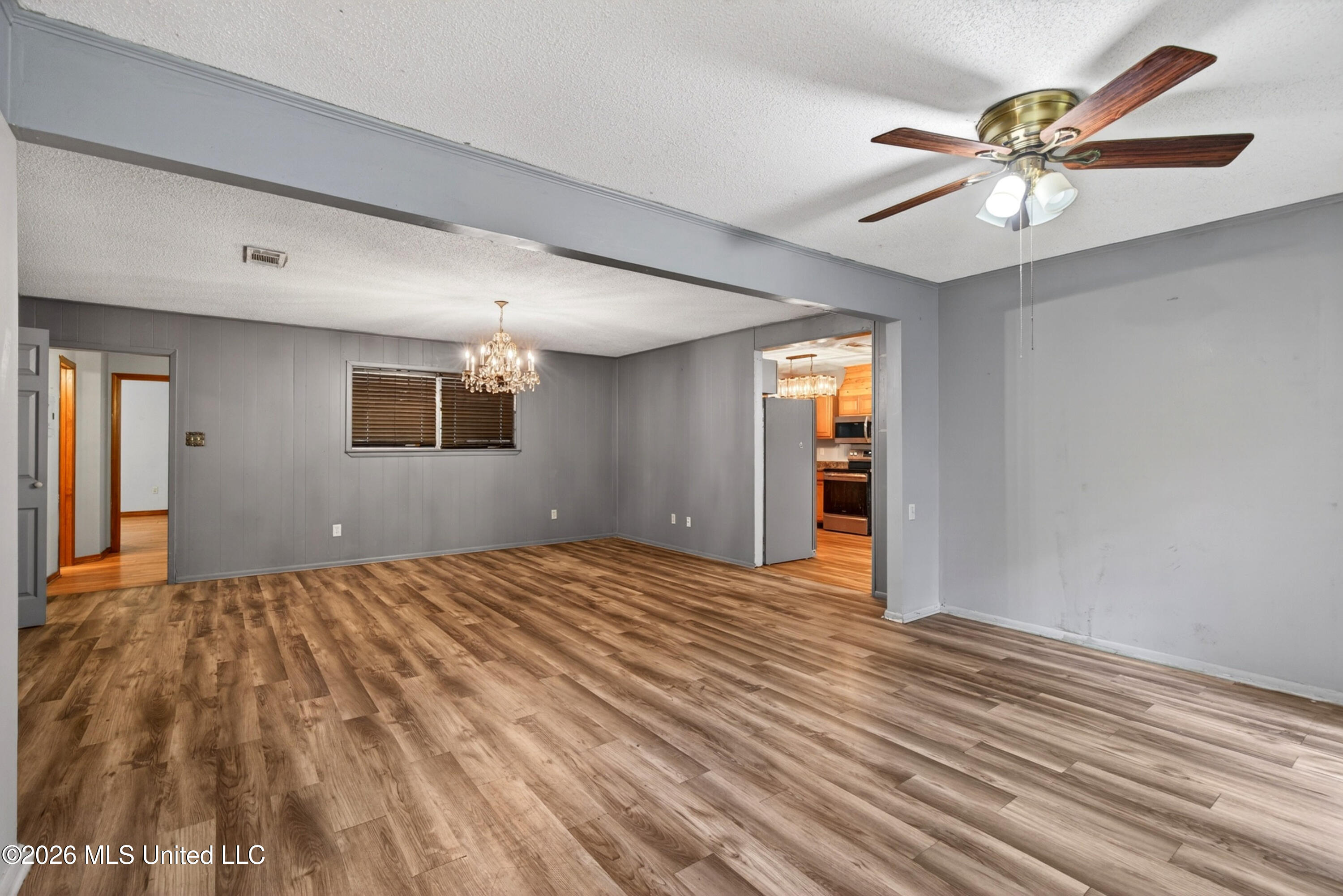 8102 Beatline Road Property Photo 4