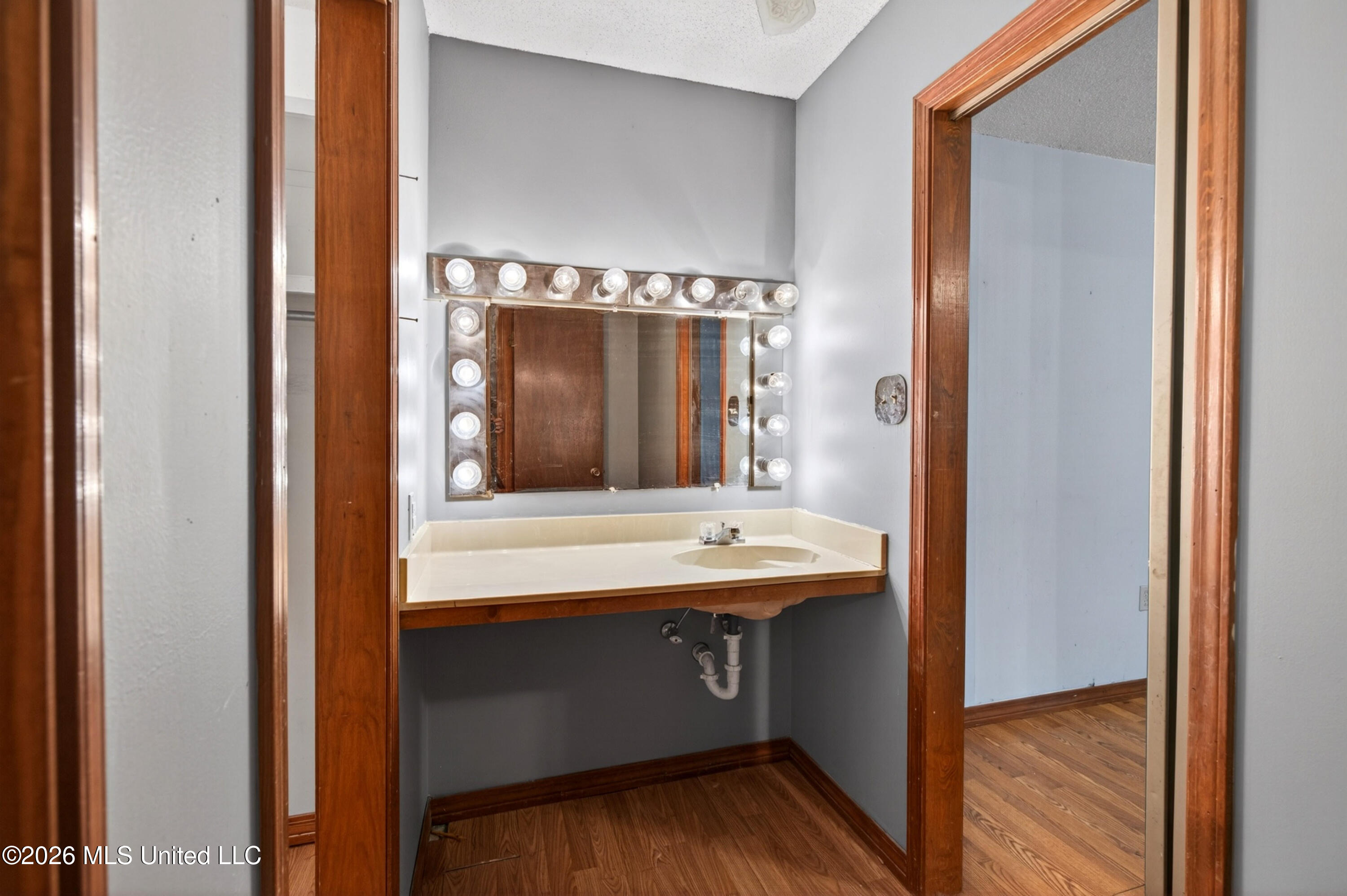 8102 Beatline Road Property Photo 18